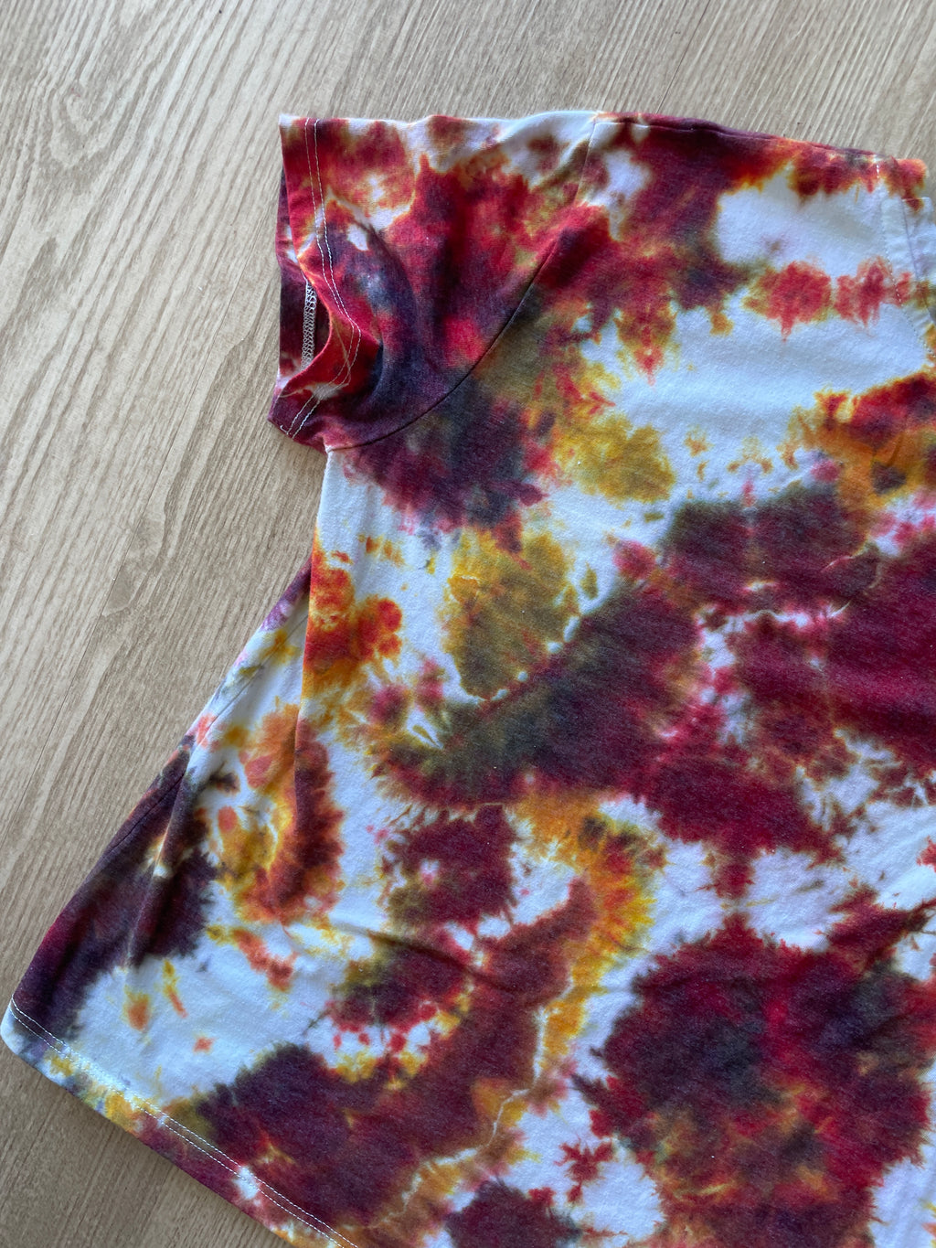 2XL Women’s Lion King Hakuna Matata Handmade Tie Dye T-Shirt | One-Of-a-Kind Red and Yellow Crumpled Short Sleeve