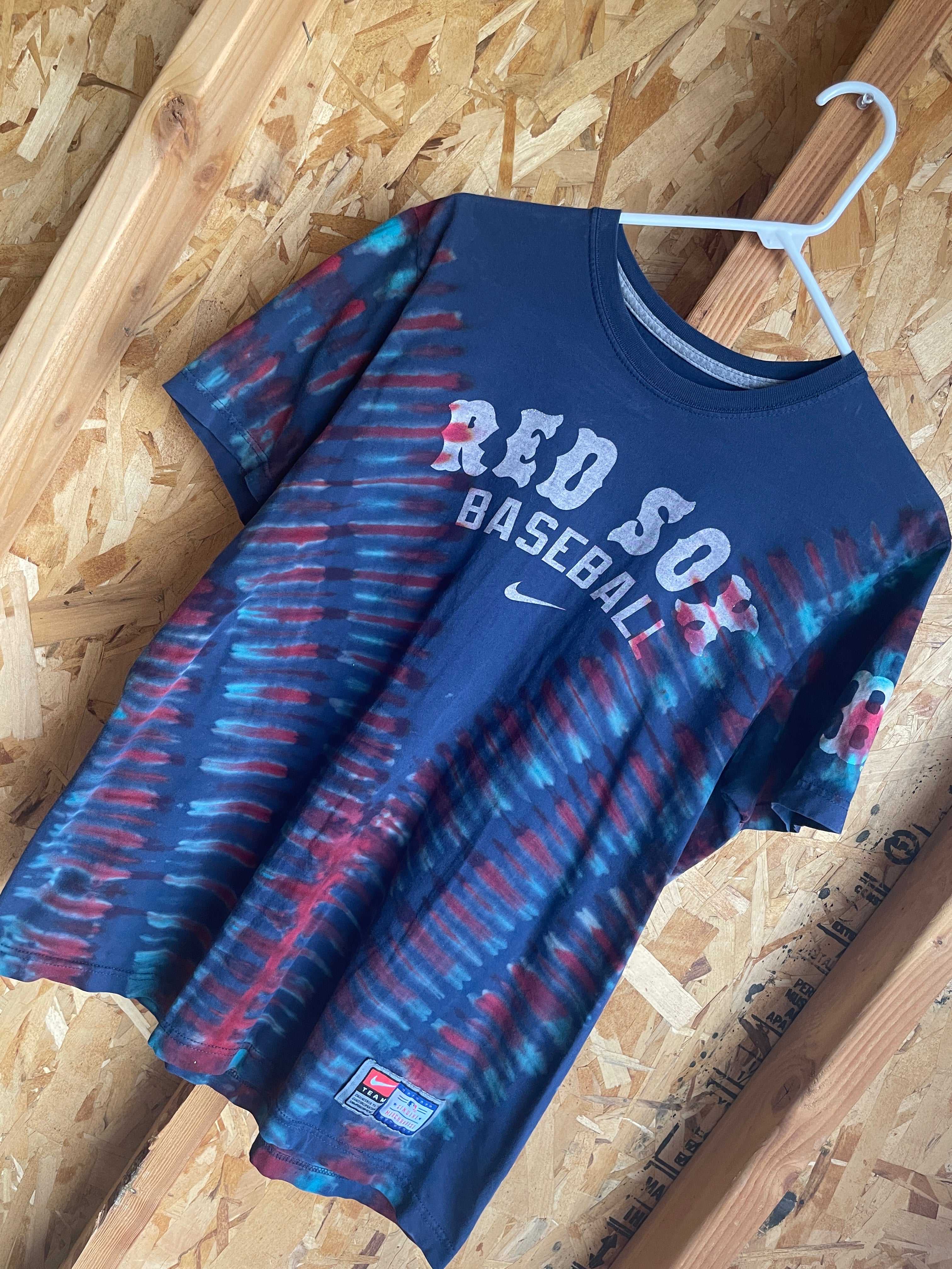 Large Men’s Boston Red Sox Handmade Tie Dye T-Shirt | Red, White, and Blue V-Pleated Tie Dye Short Sleeve