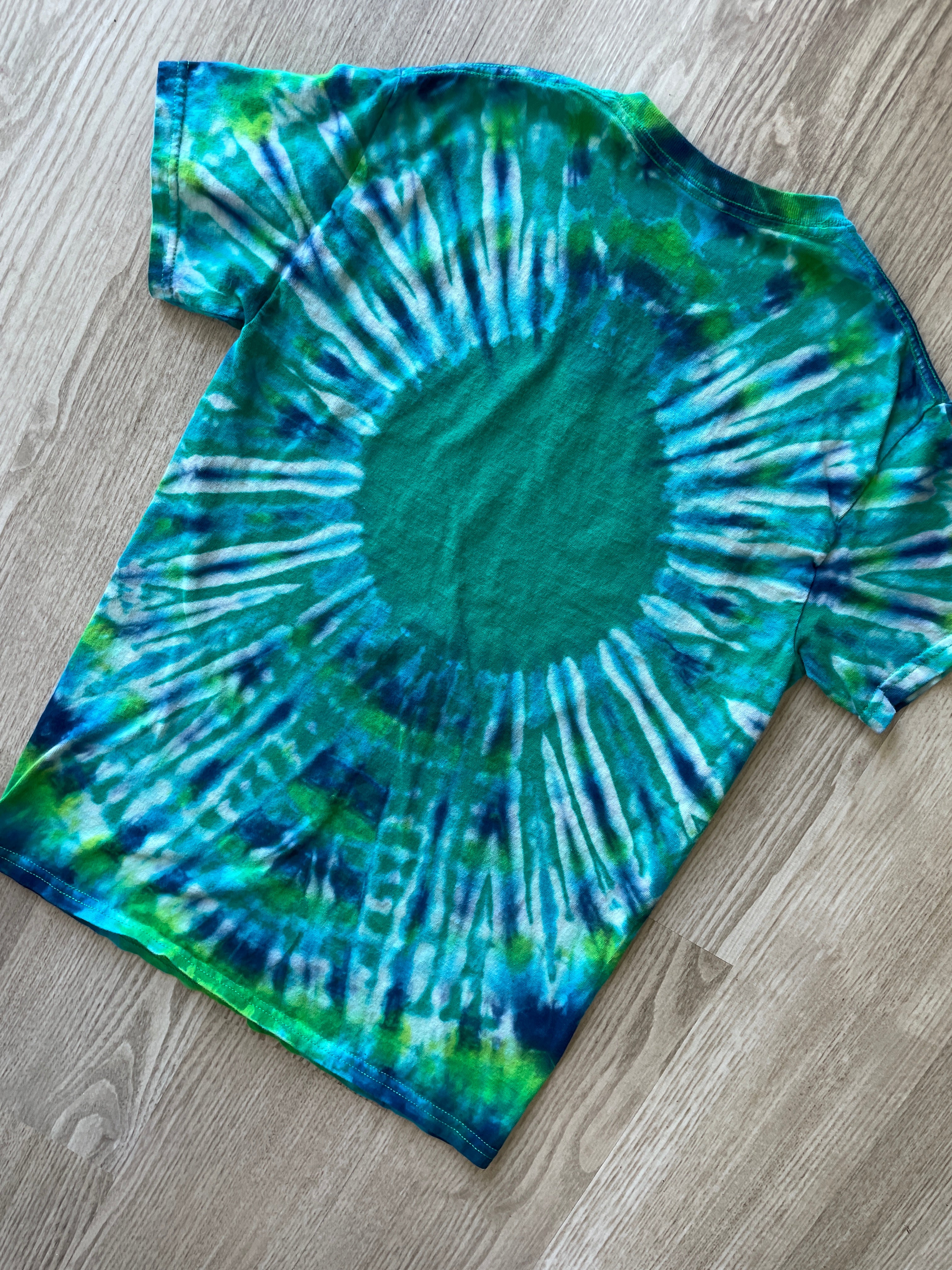 XL Youth Seattle Washington Handmade Tie Dye T-Shirt | One-Of-a-Kind Green and Blue Short Sleeve
