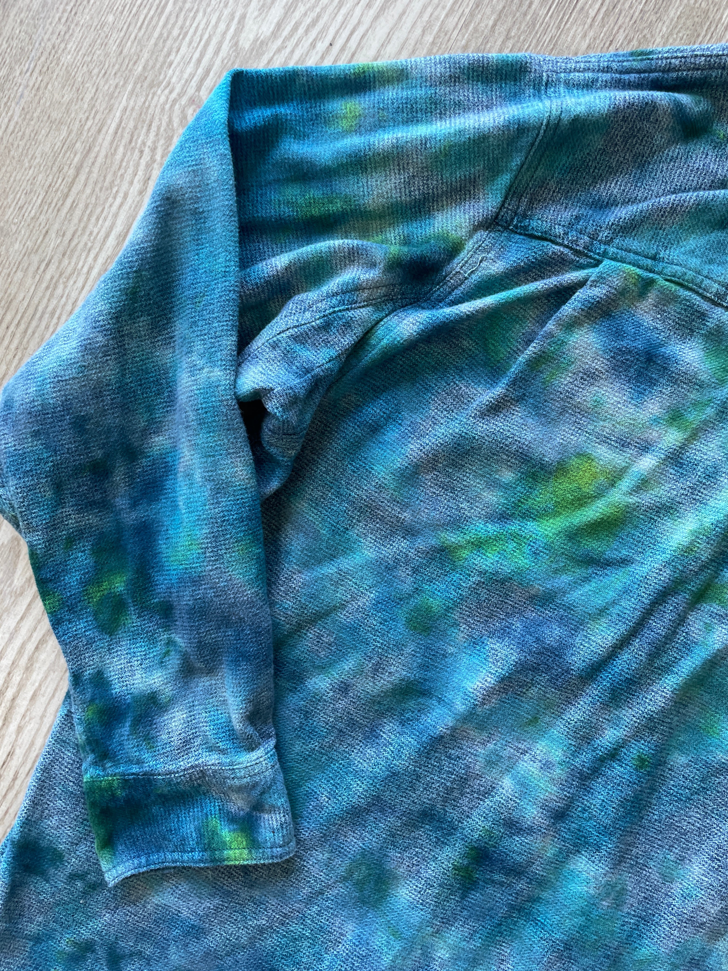 LARGE Men’s Duluth Trading Co Blue and Green Handmade Tie Dye Flannel Shirt | One-Of-a-Kind Upcycled Long Sleeve