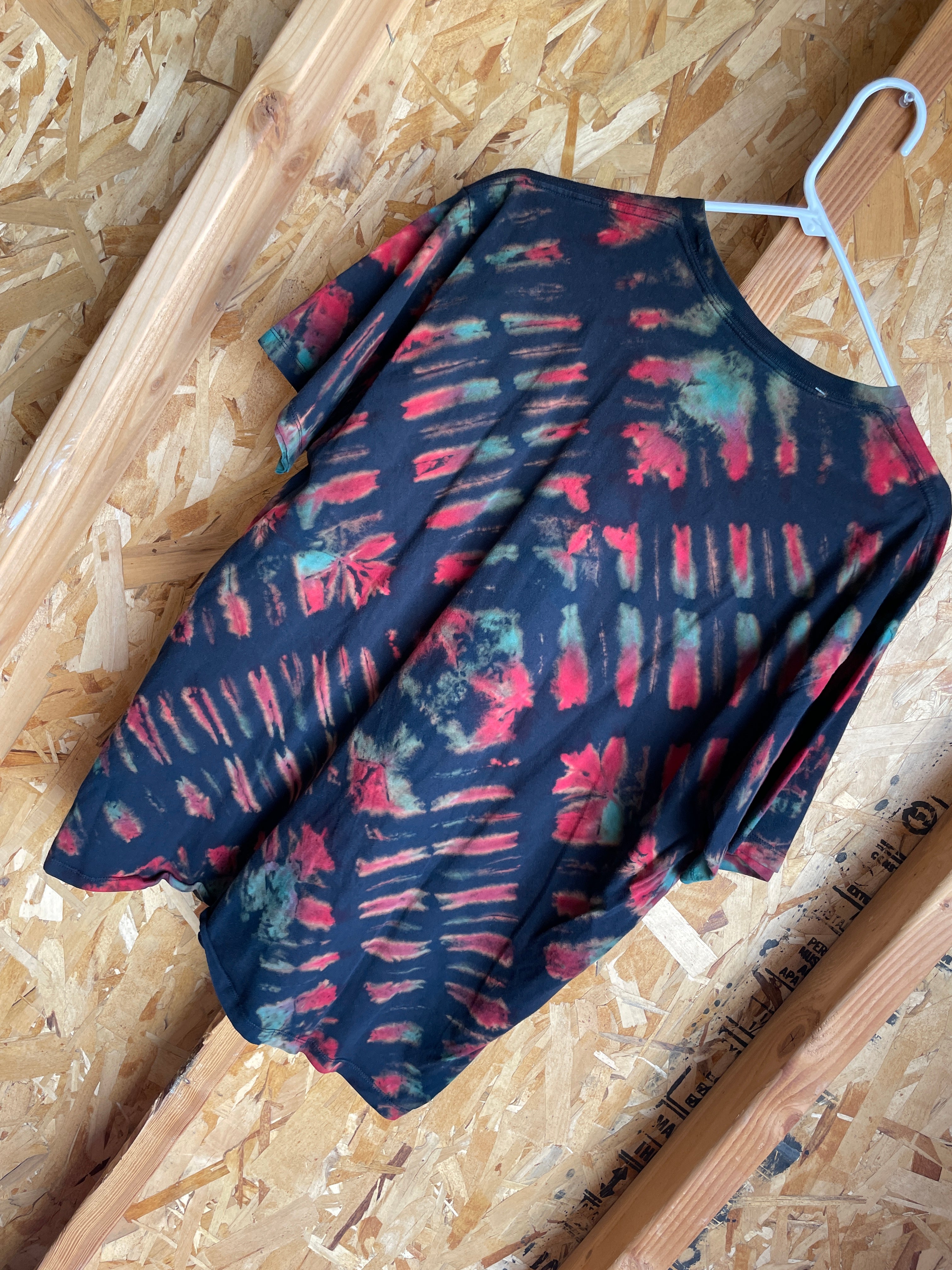 2XL Men’s Darth Vader Free Throat Hugs Handmade Tie Dye T-Shirt | Star Wars Black, Red, and Blue Pleated Tie Dye Short Sleeve