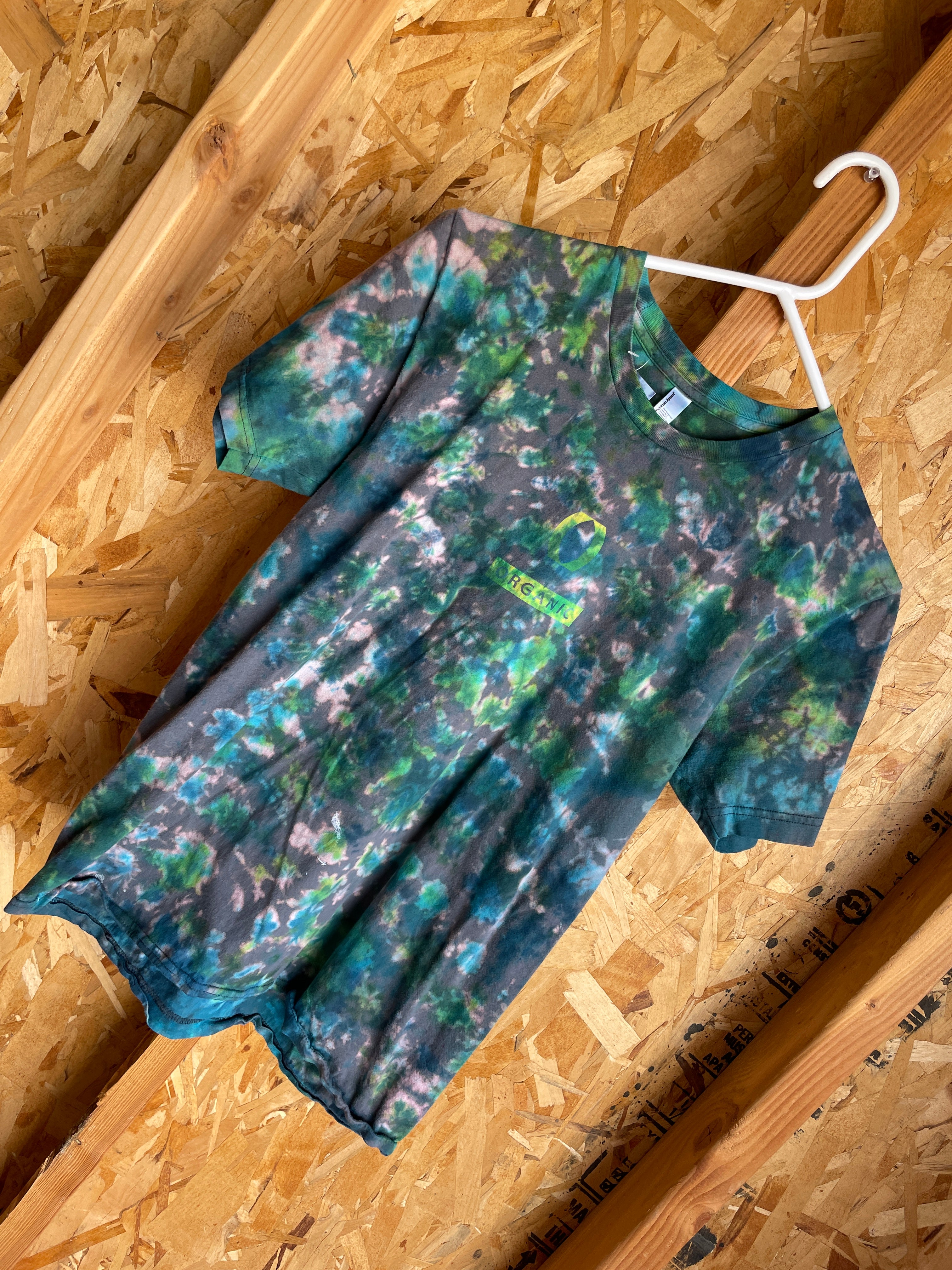 Small Men’s Organic Climbing Handmade Tie Dye T-Shirt | Gray, Blue, and Green Tie Dye Short Sleeve