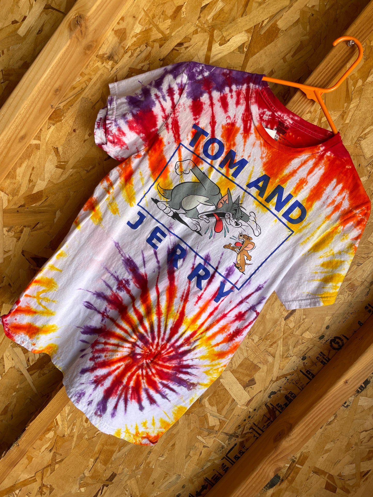 Small Women’s Tom & Jerry Handmade Tie Dye T-Shirt | Rainbow Spiral Tie Dye Short Sleeve