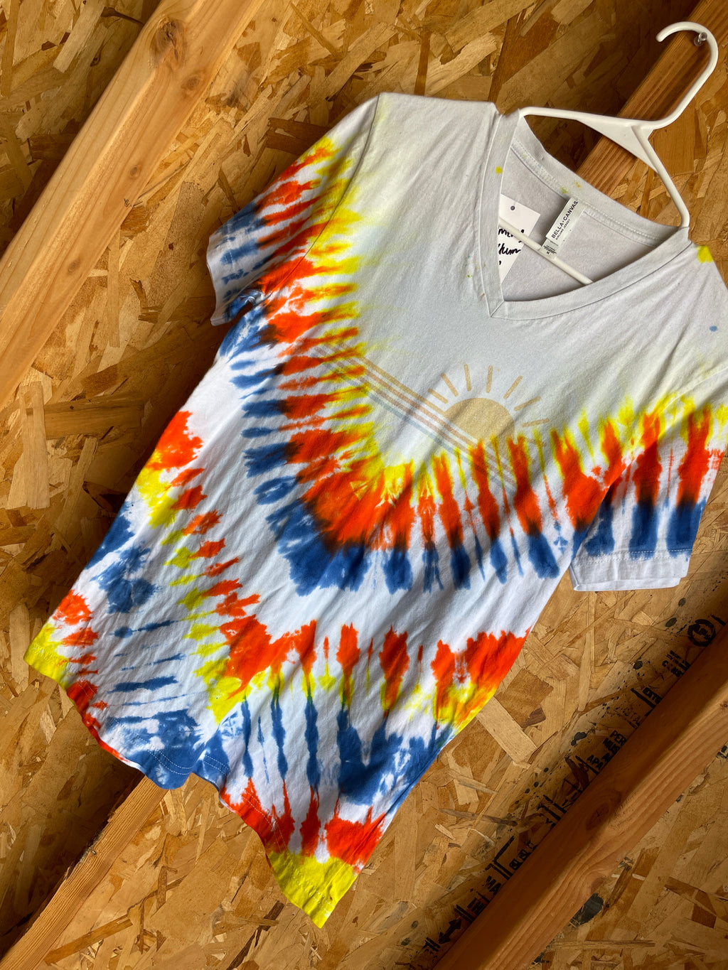Large Women’s Sunshine Handmade Tie Dye V-Neck T-Shirt | Blue, Orange, and Yellow V-Pleated Tie Dye Short Sleeve