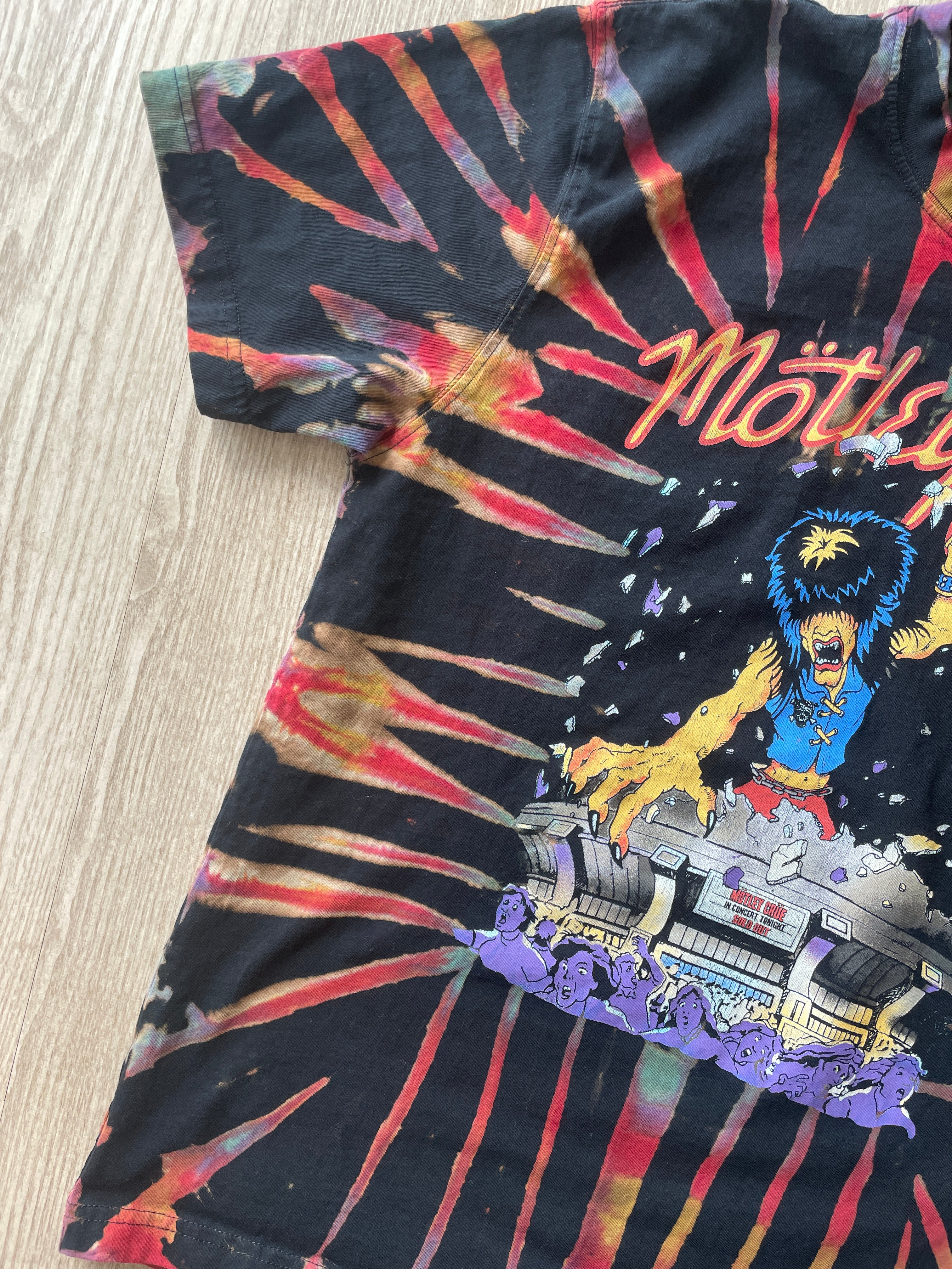 LARGE Men’s Motley Crue Handmade Reverse Tie Dye T-Shirt | One-Of-a-Kind Black, Red, and BlueShort Sleeve