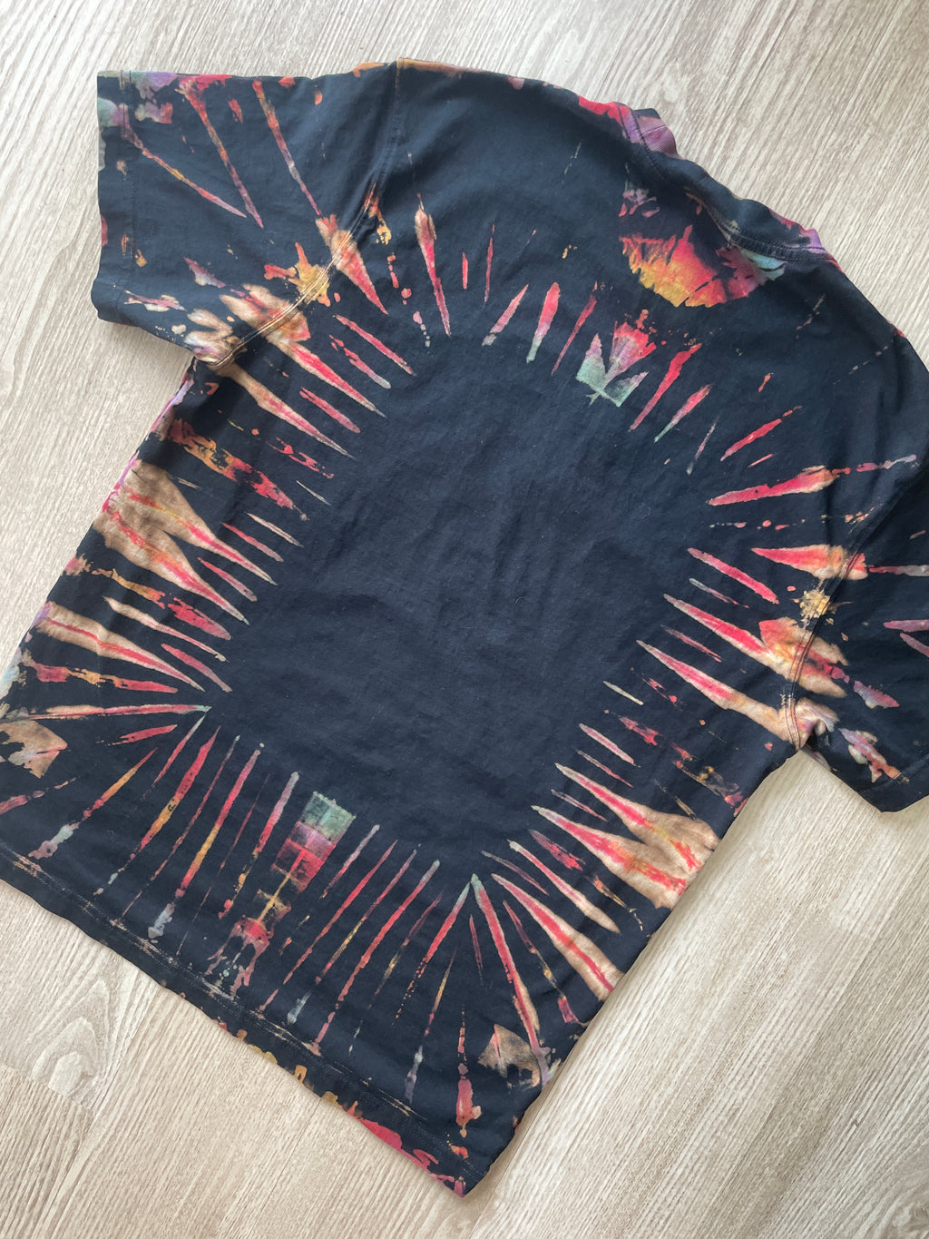 LARGE Men’s Motley Crue Handmade Reverse Tie Dye T-Shirt | One-Of-a-Kind Black, Red, and BlueShort Sleeve