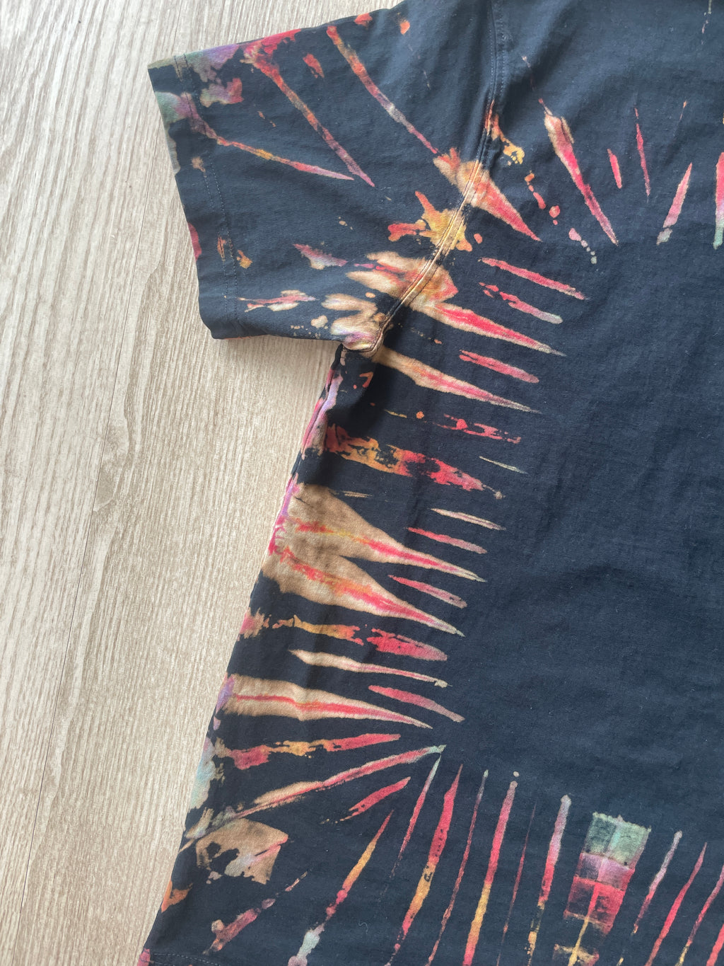 LARGE Men’s Motley Crue Handmade Reverse Tie Dye T-Shirt | One-Of-a-Kind Black, Red, and BlueShort Sleeve