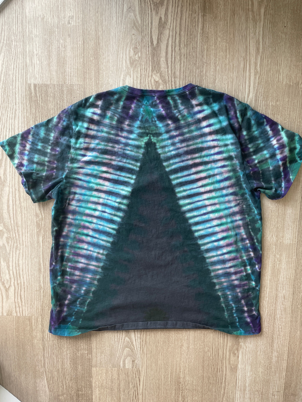 2XL Men’s NASA Planet Earth Handmade Reverse Tie Dye T-Shirt | One-Of-a-Kind Gray, Green, and Blue Short Sleeve
