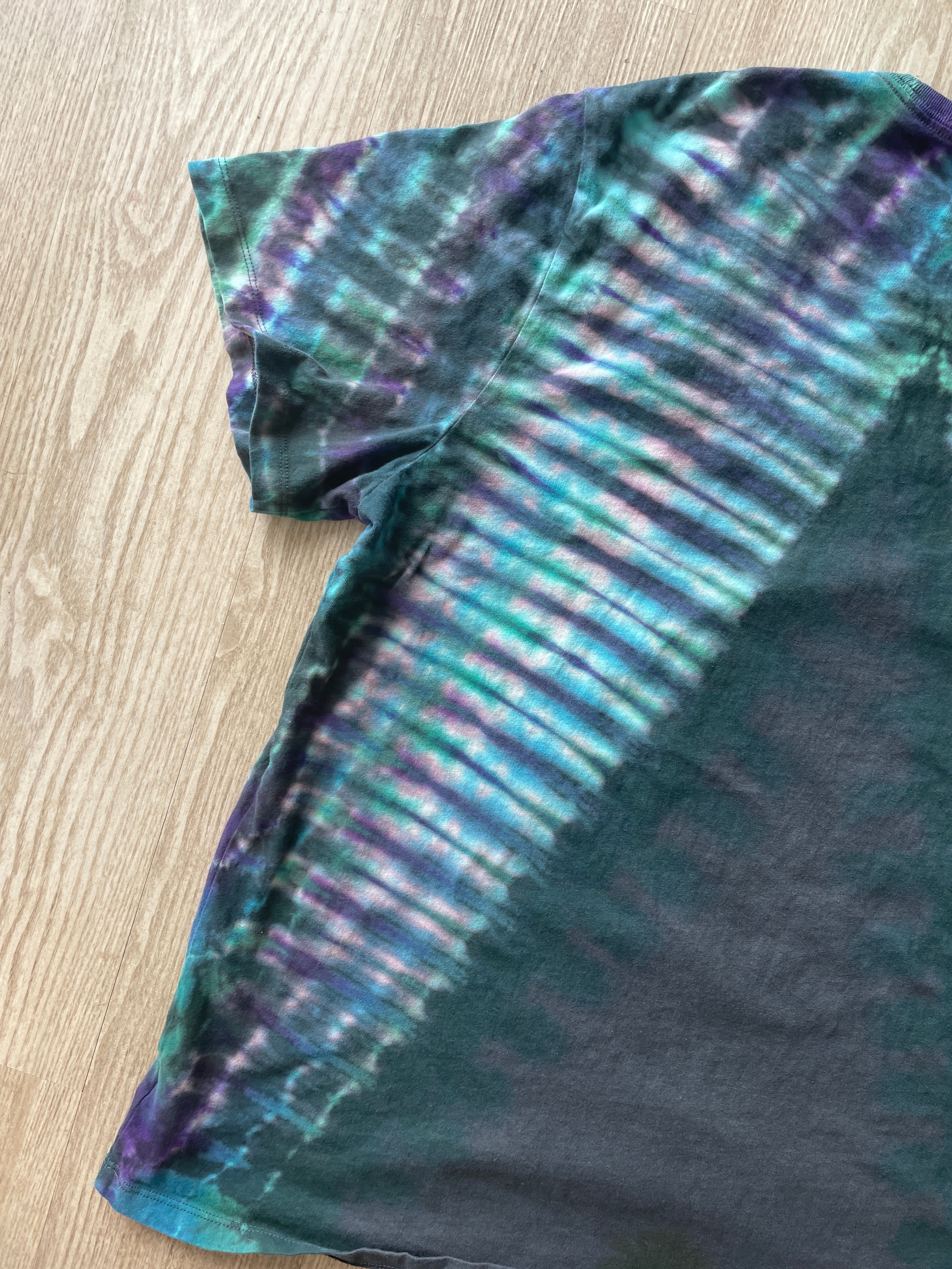 2XL Men’s NASA Planet Earth Handmade Reverse Tie Dye T-Shirt | One-Of-a-Kind Gray, Green, and Blue Short Sleeve