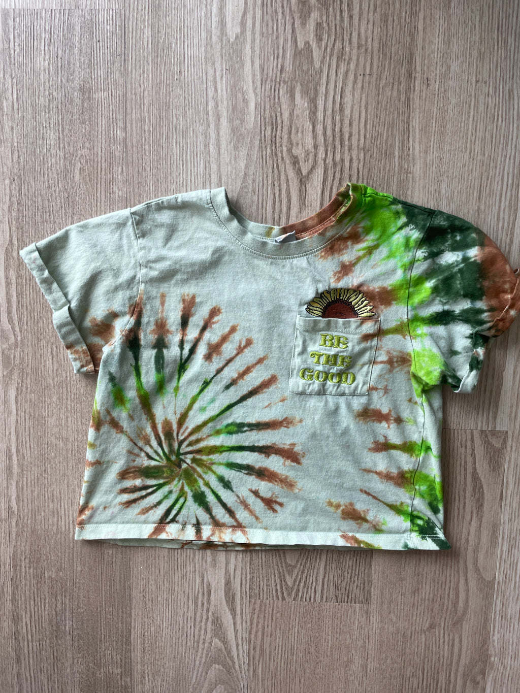 SMALL Women’s Be the Good in the World Yellow Sunflower Handmade Tie Dye Crop Top | One-Of-a-Kind Yellow and Green Short Sleeve