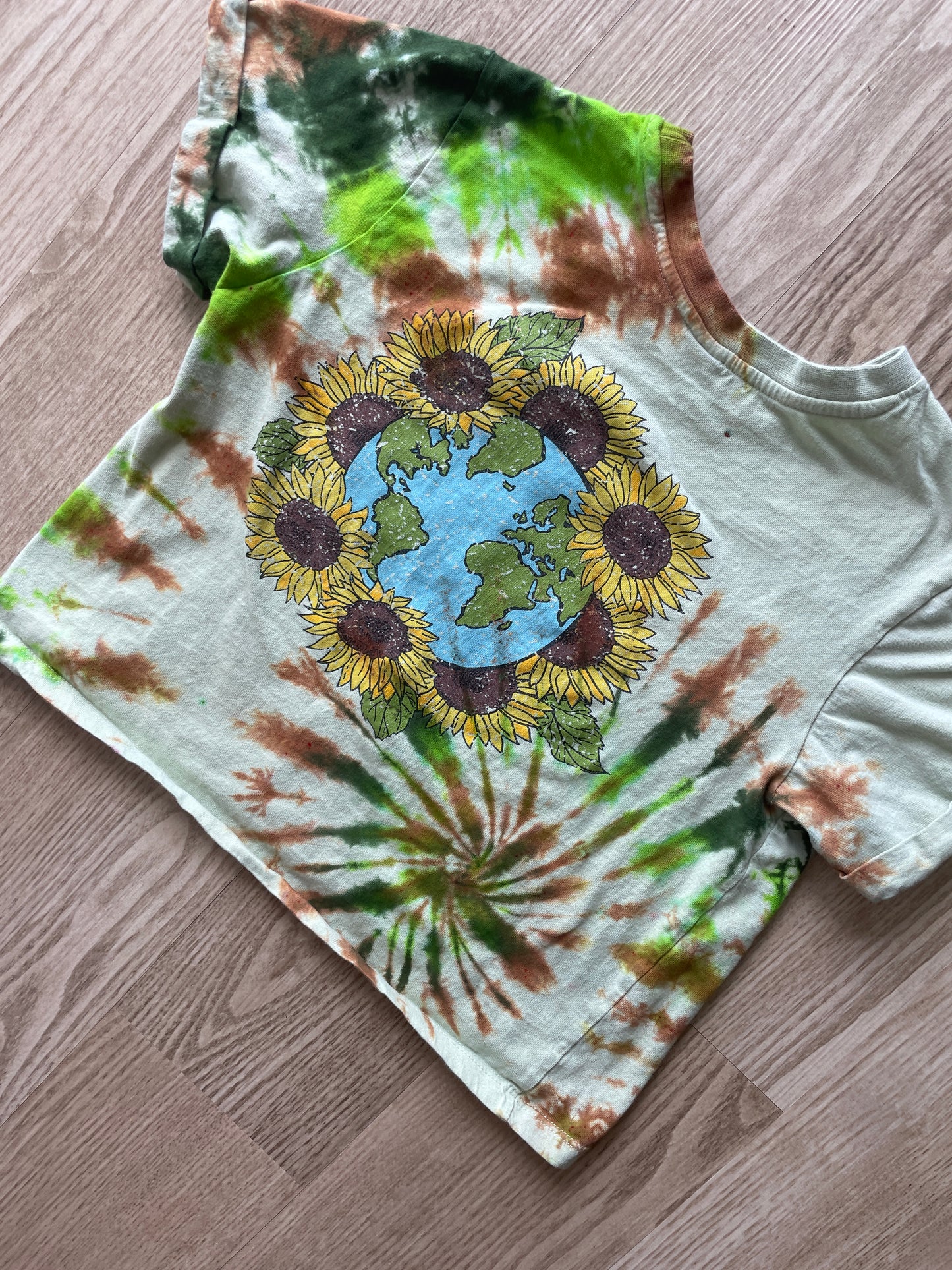 SMALL Women’s Be the Good in the World Yellow Sunflower Handmade Tie Dye Crop Top | One-Of-a-Kind Yellow and Green Short Sleeve