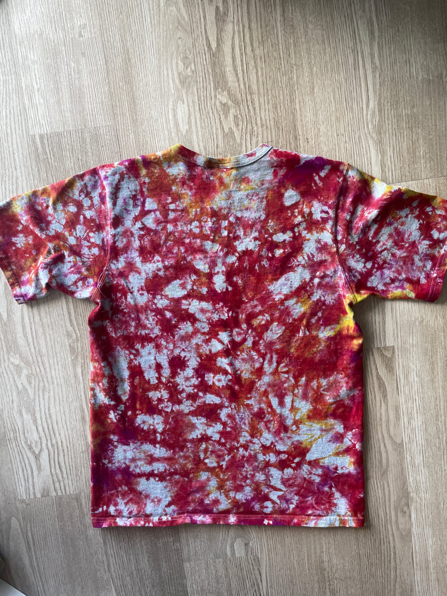 LARGE Men’s Champion Roses Handmade Tie Dye T-Shirt | One-Of-a-Kind Red and Grat Short Sleeve