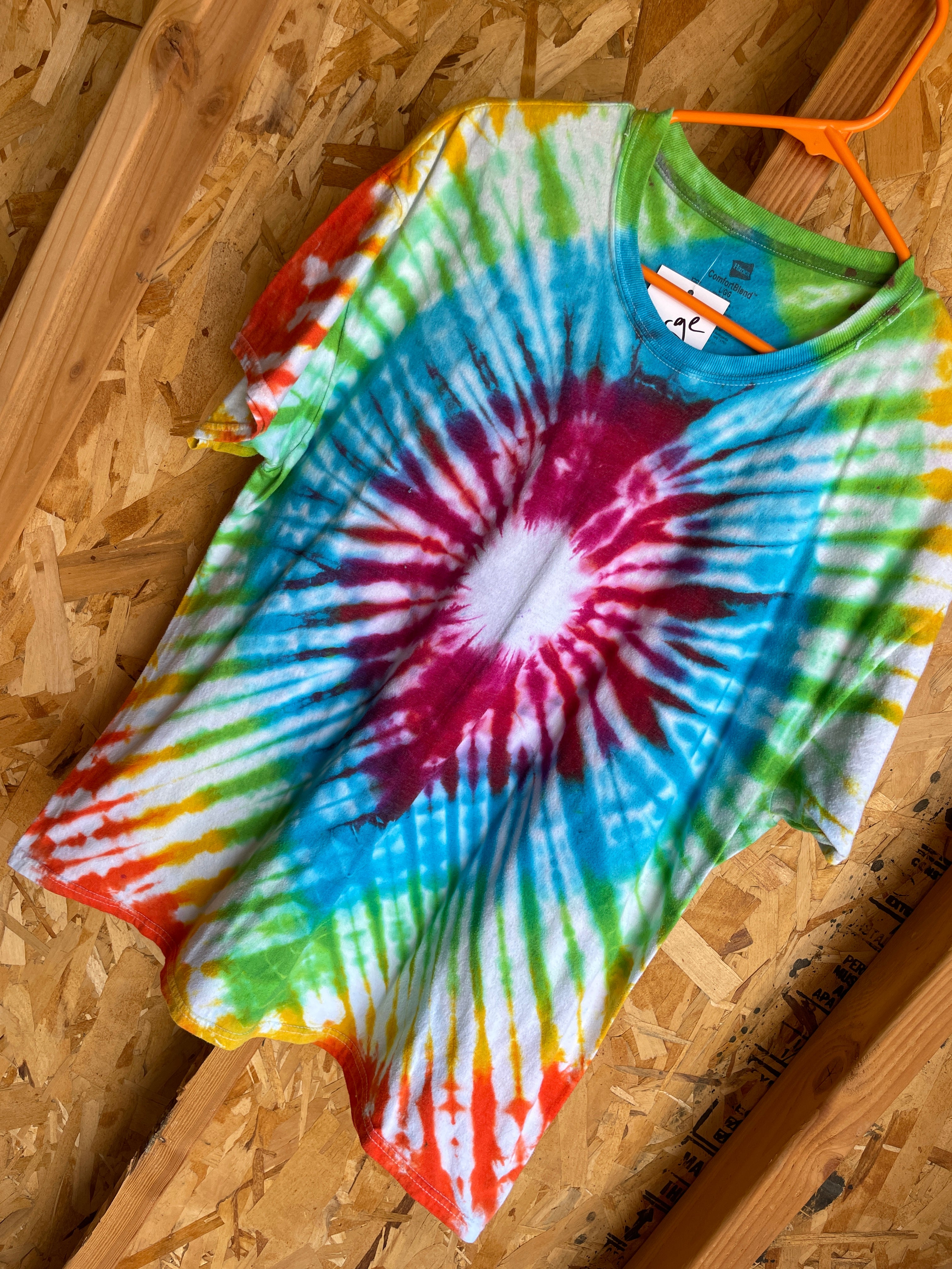 Large Men's Rainbow Sunburst Tie Dye T-Shirt