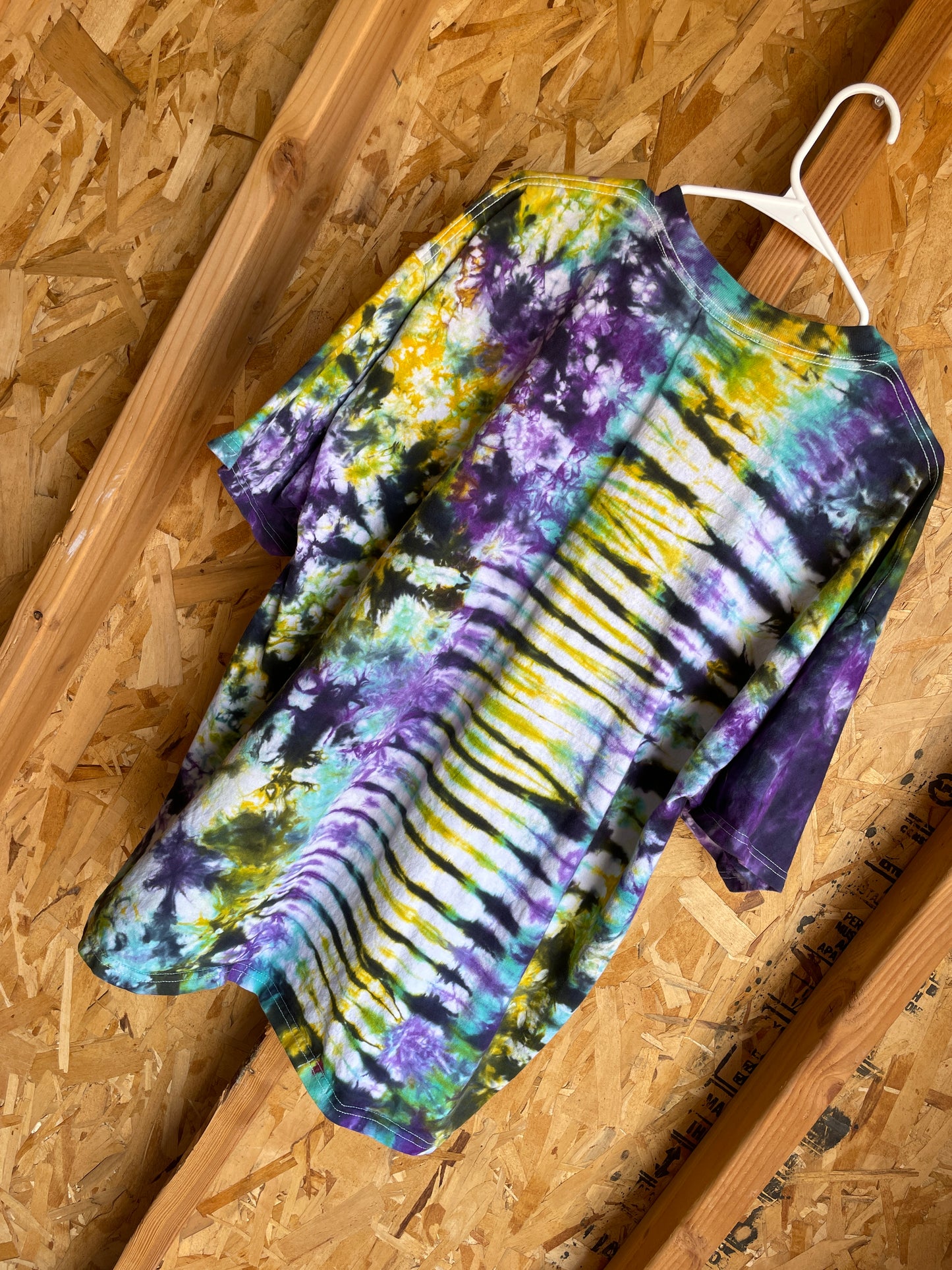 XXL Men’s Utah Retro Colors Handmade Tie Dye T-Shirt | Black, Purple, Teal, and Yellow Tie Dye Short Sleeve
