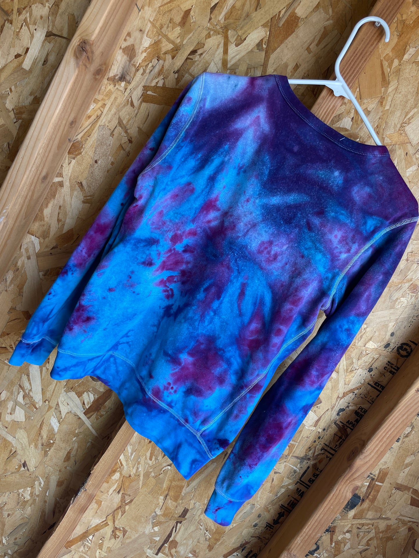 Small Women's Galaxy Dye Handmade Tie Dye Long Sleeve Sweatshirt | Pink and Purple Galaxy Dye Tie Dye Sweatshirt