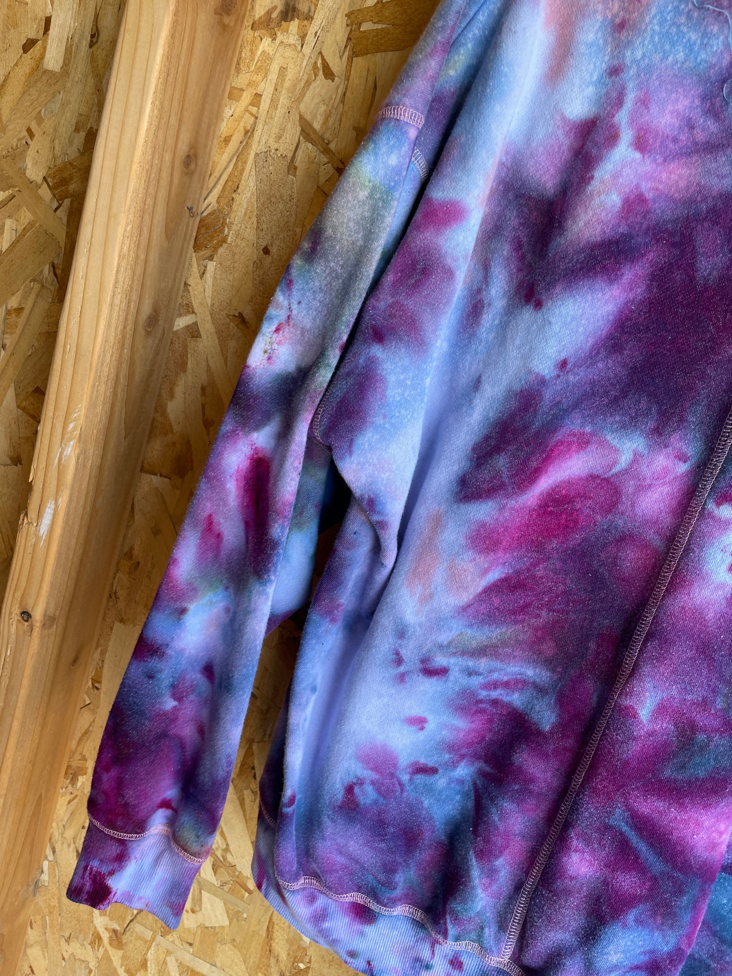 Medium Women's Galaxy Dye Handmade Tie Dye Long Sleeve Sweatshirt | Pink and Purple Galaxy Dye Tie Dye Sweatshirt