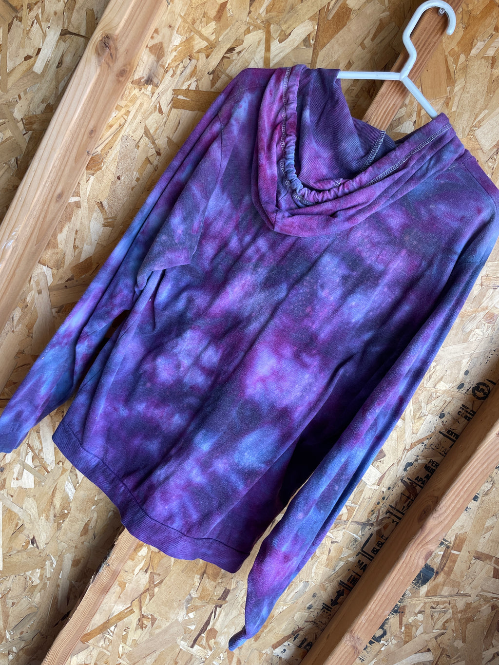 Large Men's Billabong Handmade Tie Dye Thin Hoodie | Pink and Purple Galaxy Dye Tie Dye Hooded Long Sleeve