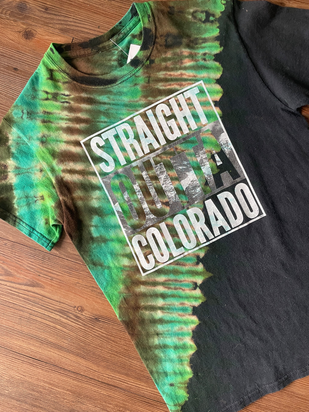 Small Men's Straight Outta Colorado Reverse Handmade Tie Dye T-Shirt | Black and Green Bleach Dye Tie Dye Short Sleeve
