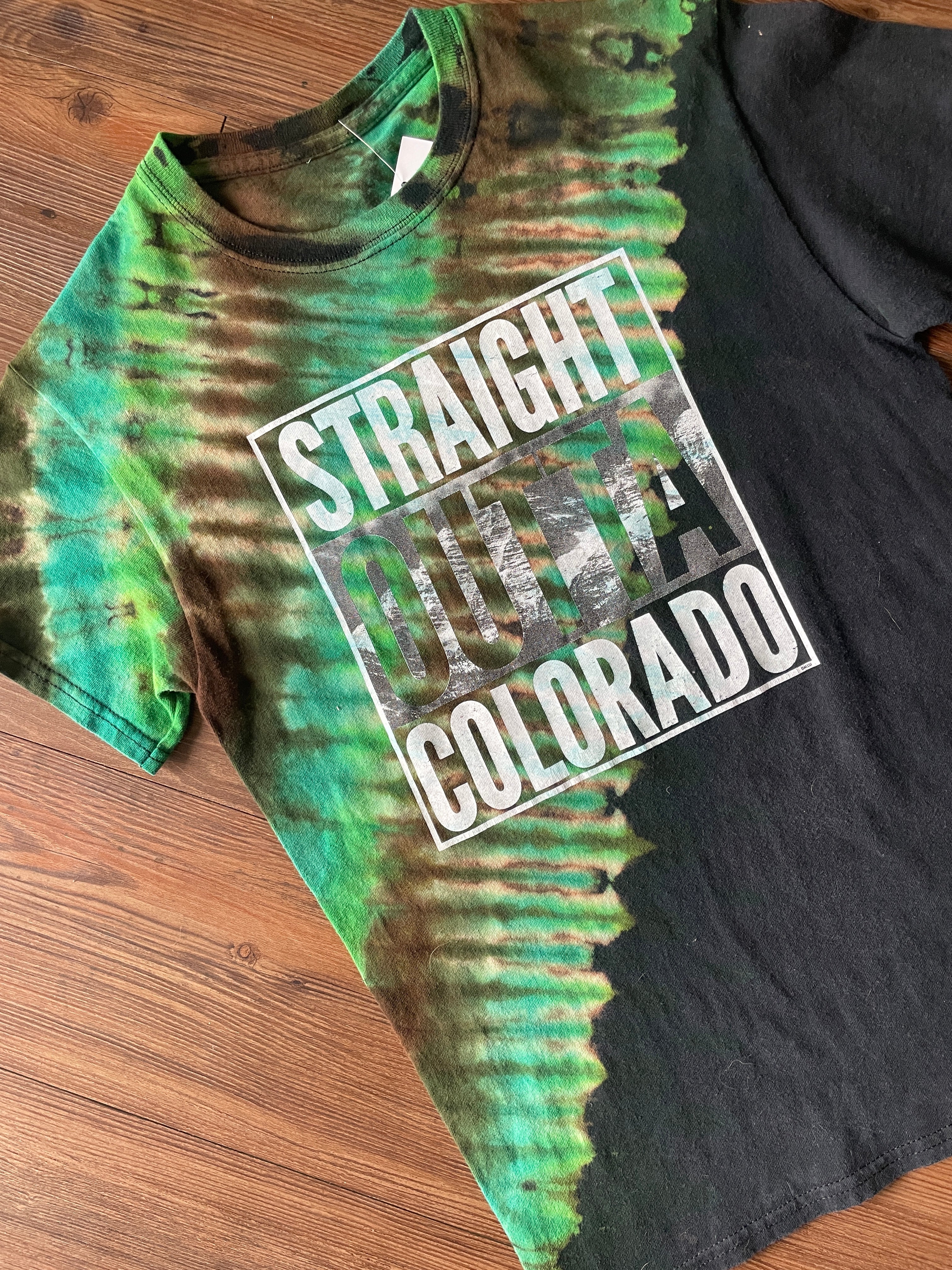 Small Men's Straight Outta Colorado Reverse Handmade Tie Dye T-Shirt | Black and Green Bleach Dye Tie Dye Short Sleeve