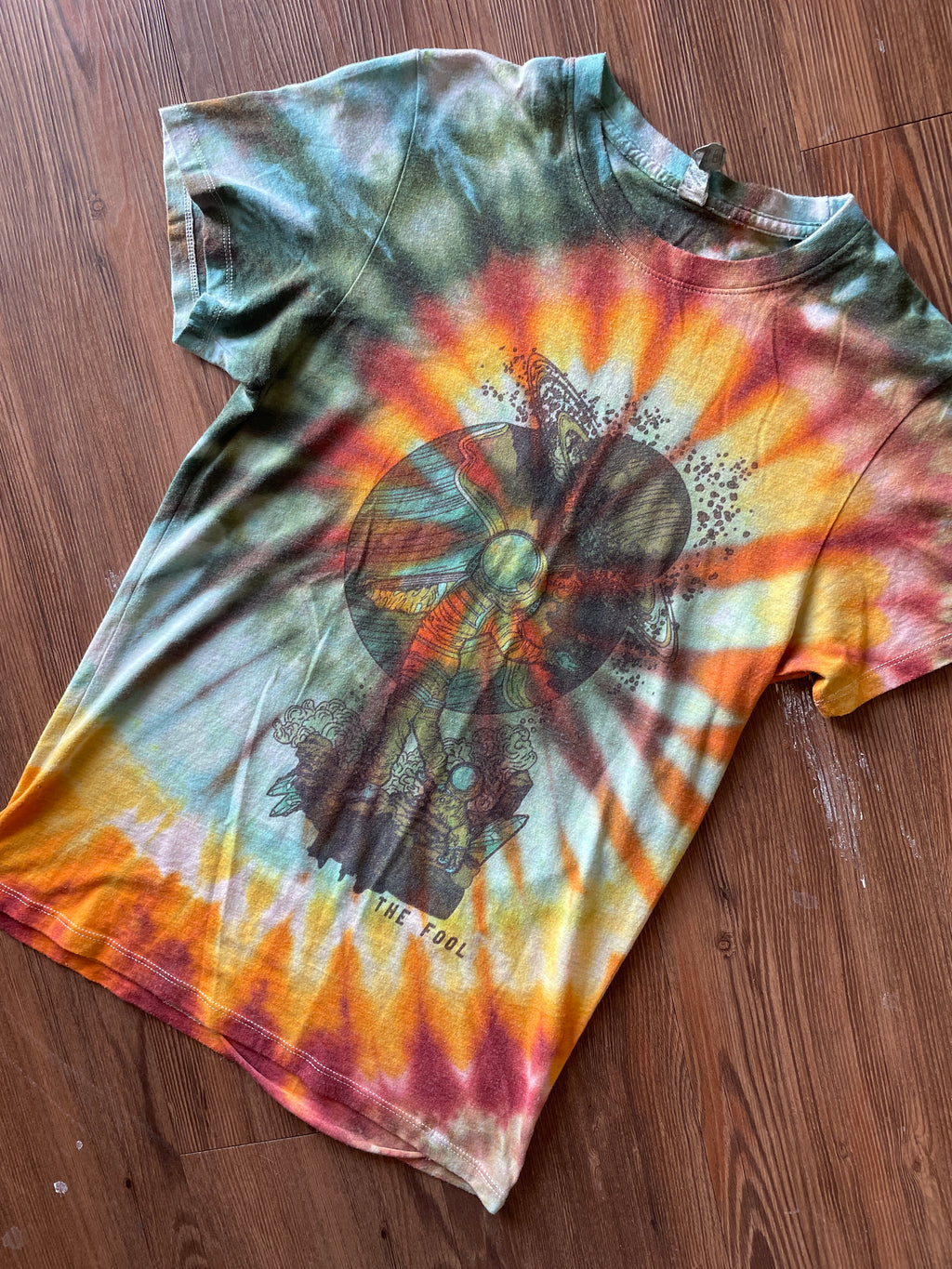 SMALL Women’s The Fool Tarot Card Tie Dye T-Shirt | Astronaut Tarot Handmade Spiral Tie Dye Short Sleeve