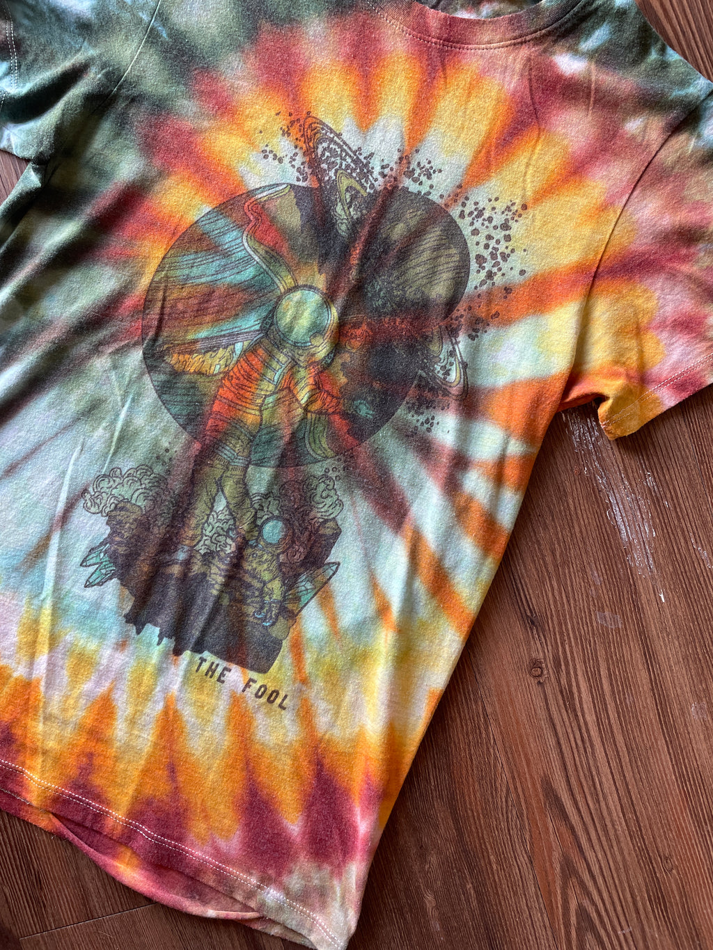 SMALL Women’s The Fool Tarot Card Tie Dye T-Shirt | Astronaut Tarot Handmade Spiral Tie Dye Short Sleeve