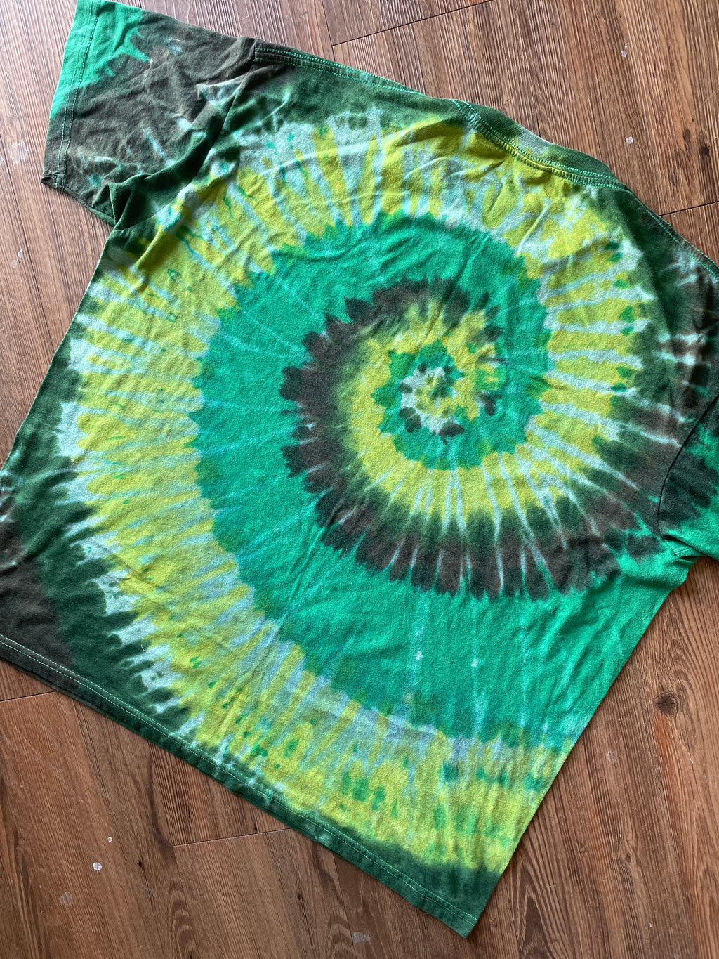 2-3XL Men’s The Office Dunder Mifflin T-Shirt | Green and Yellow Limitless Paper Handmade Reverse Tie Dye Short Sleeve