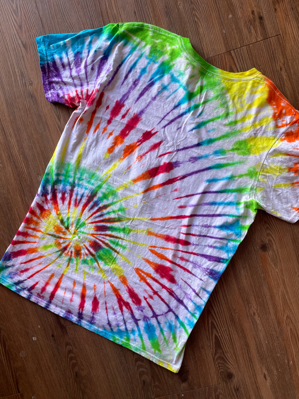 LARGE Men’s Choose Love Rainbow Tie Dye T-Shirt | Good Vibes Tie Dye Short Sleeve