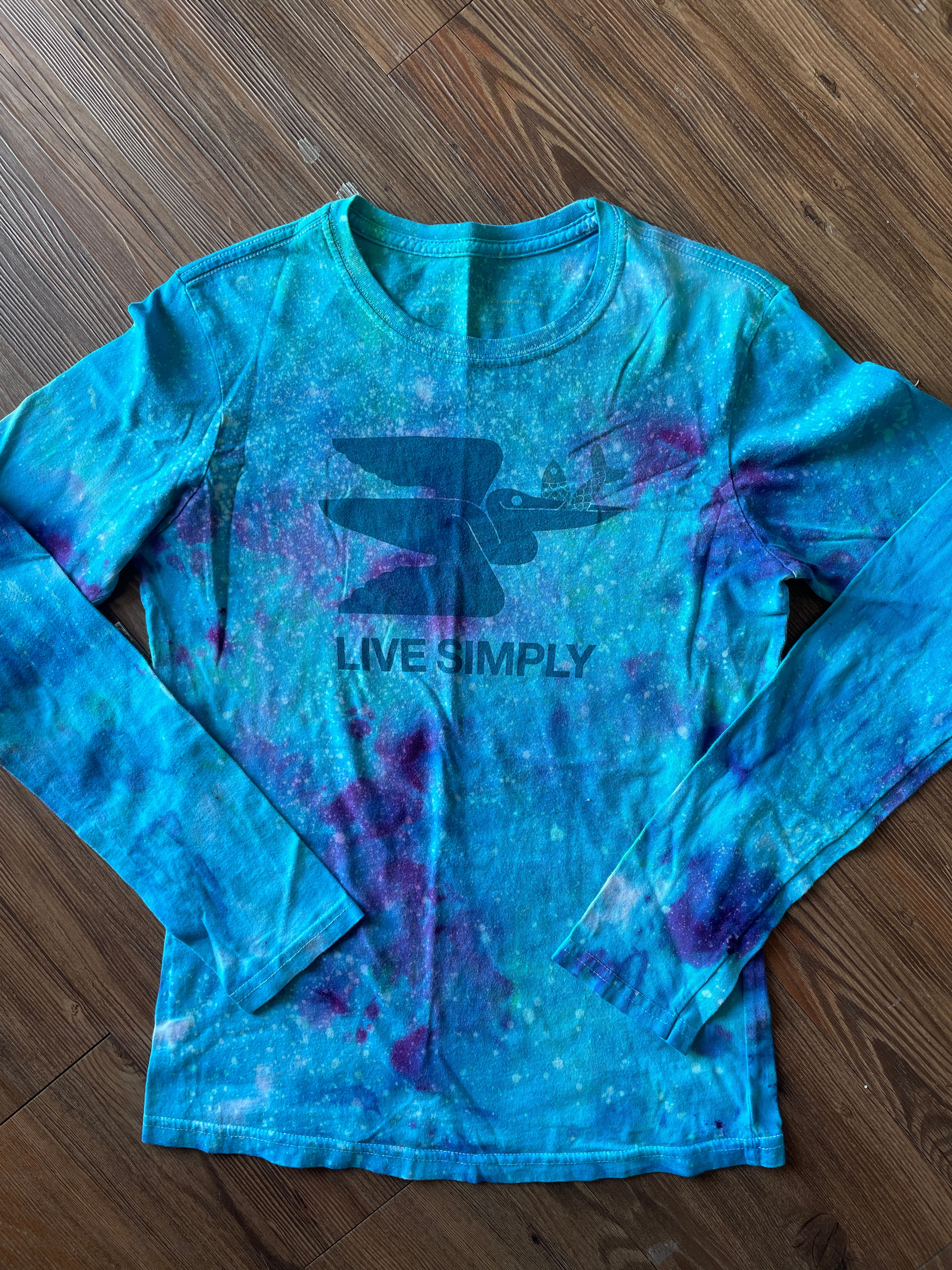 SMALL Women’s Live Simply Patagonia Fishing Tie Dye T-Shirt | Galaxy Dye Tie Dye Long Sleeve