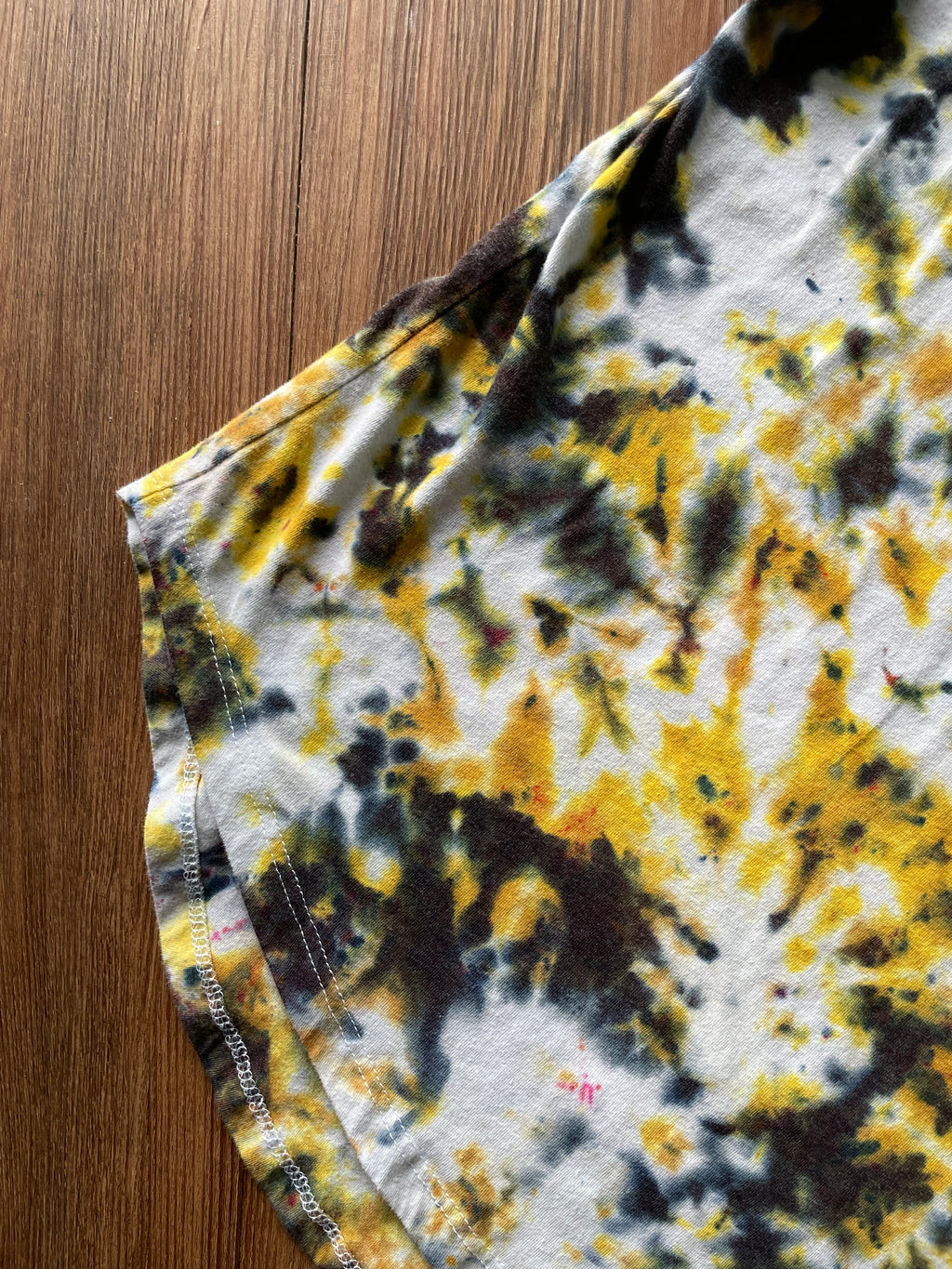 XL Women’s MTV Leopard Print Handmade Tie Dye T-Shirt | Music Television Black and Brown Crumpled Tie Dye Short Sleeve