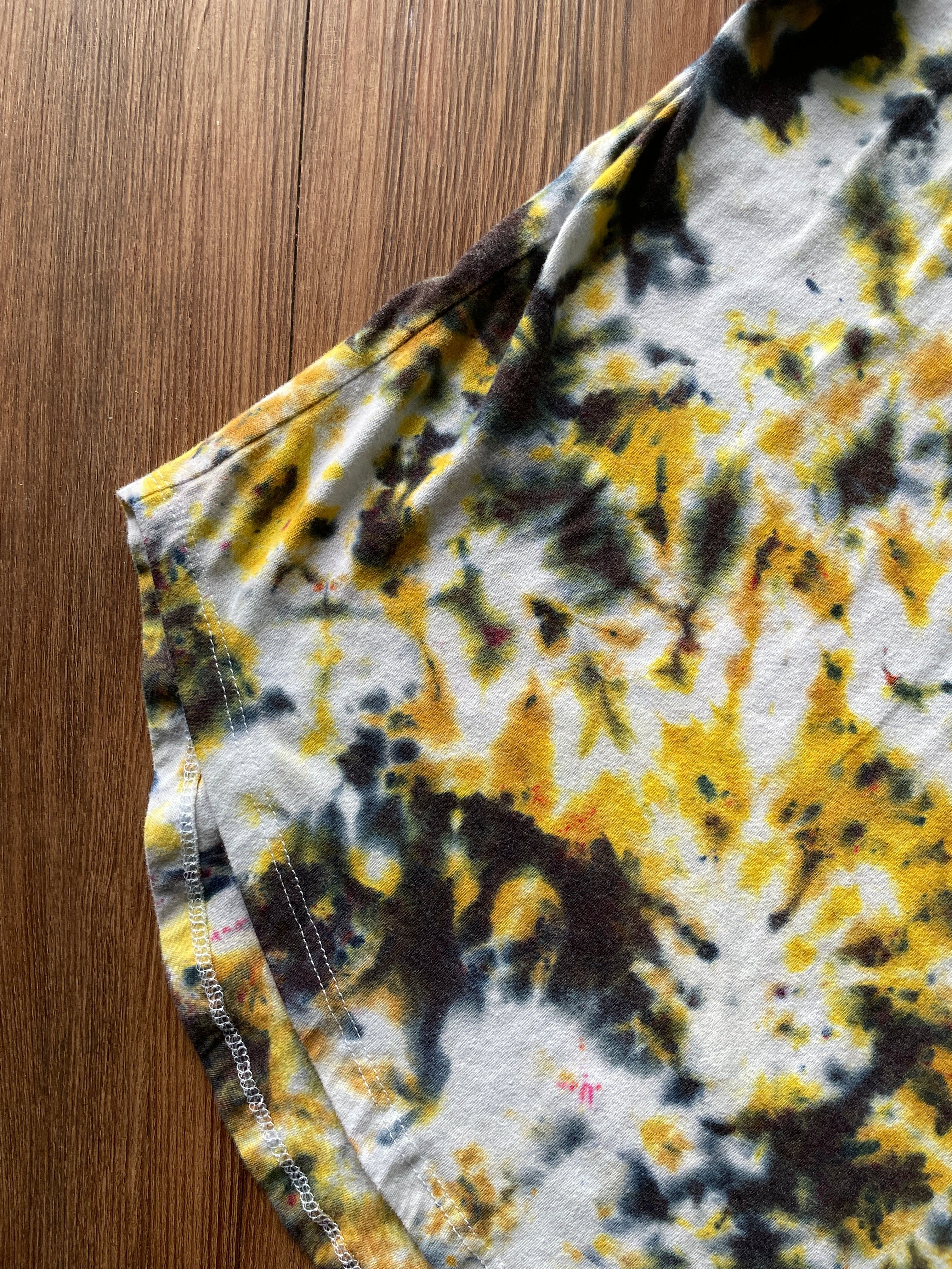 XL Women’s MTV Leopard Print Handmade Tie Dye T-Shirt | Music Television Black and Brown Crumpled Tie Dye Short Sleeve