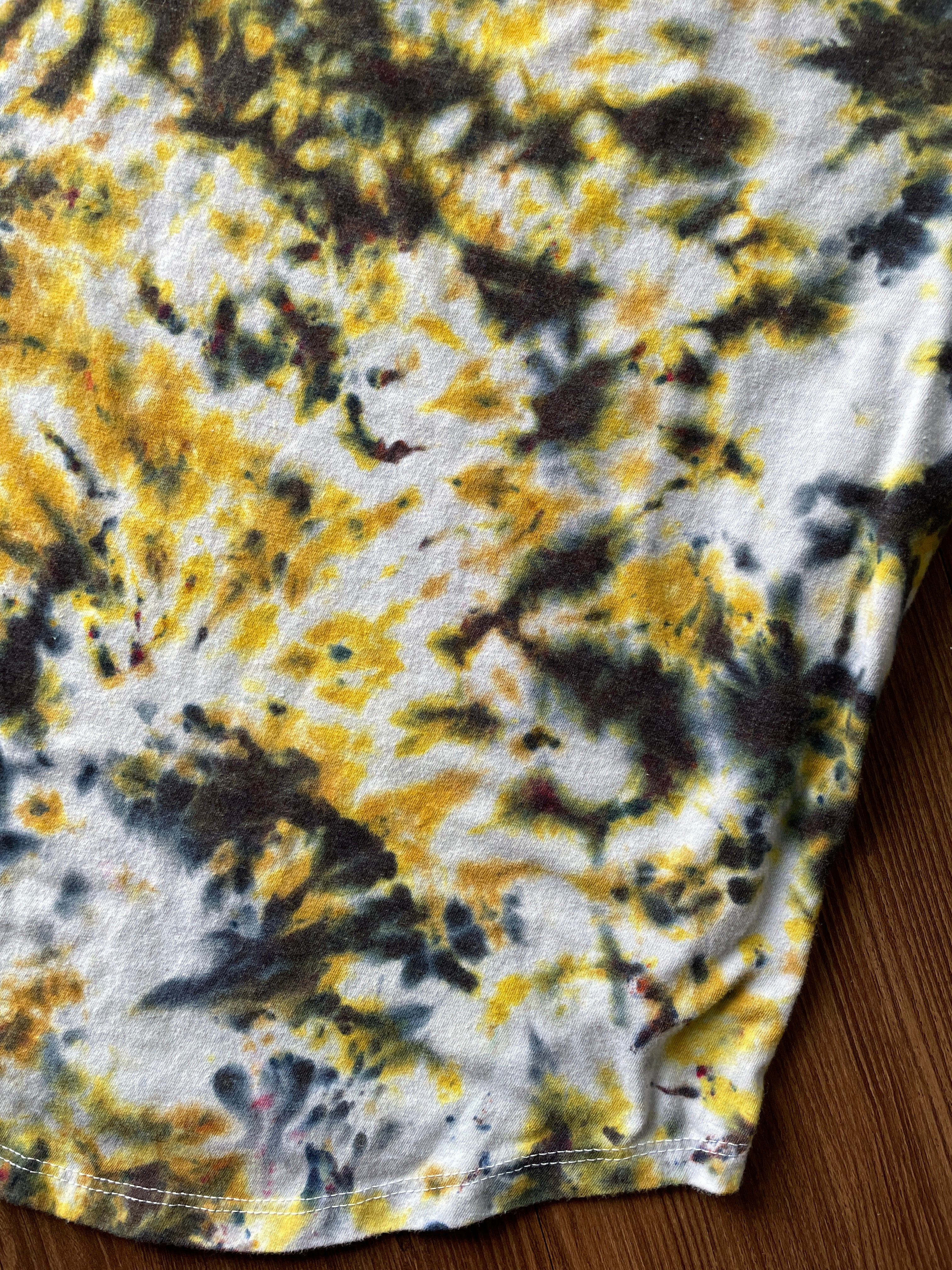 XL Women’s MTV Leopard Print Handmade Tie Dye T-Shirt | Music Television Black and Brown Crumpled Tie Dye Short Sleeve