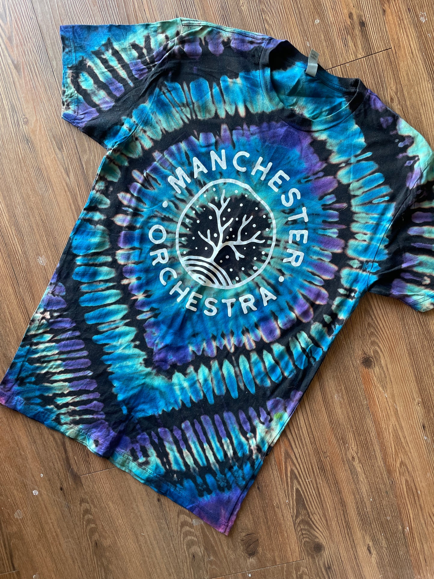 LARGE Men’s Manchester Orchestra Tie Dye T-Shirt | Blue and Purple Reverse Tie Dye Long Sleeve