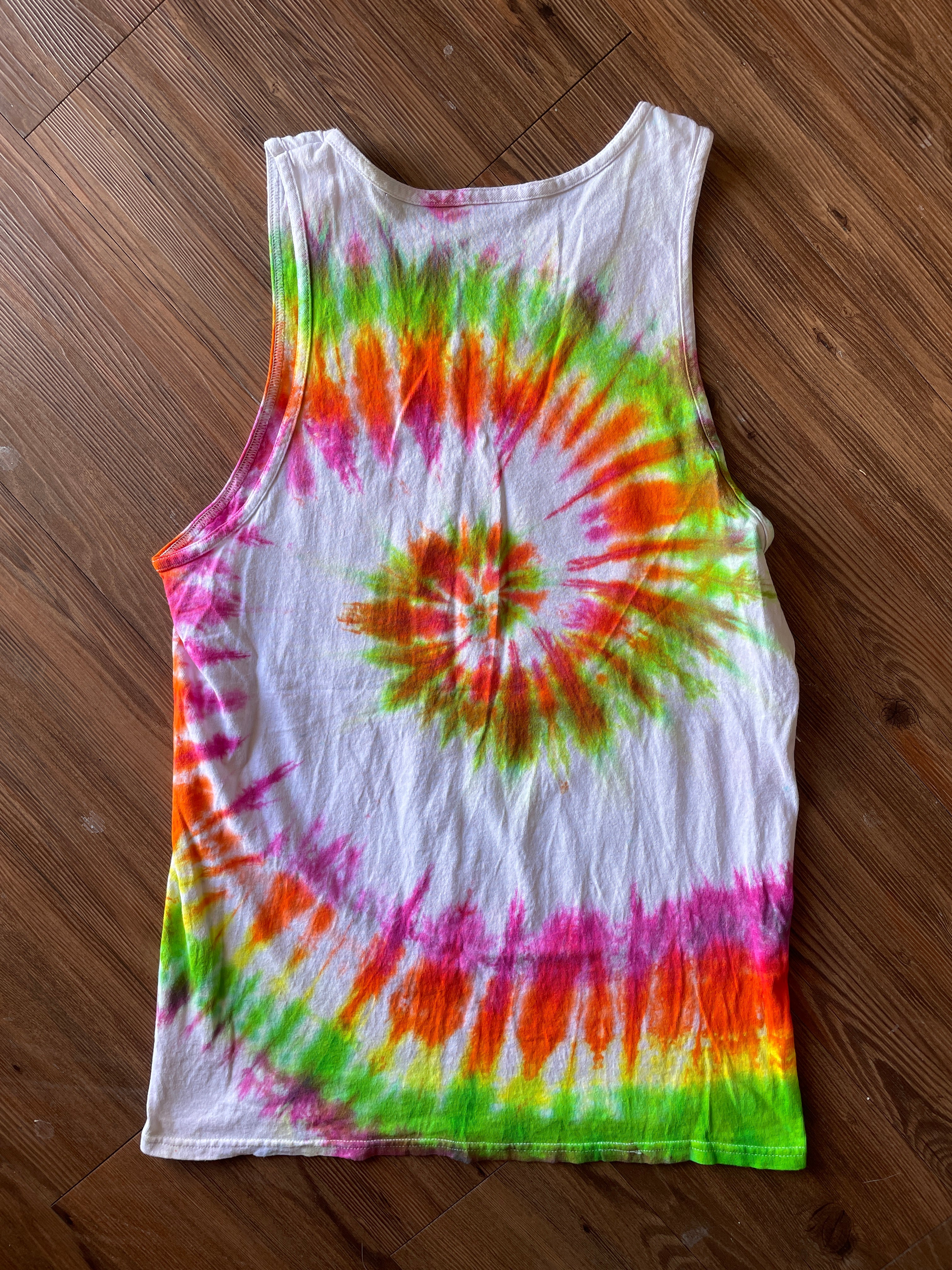MEDIUM Men’s Neon Palm Tree Tie Dye Tank Top | Orange and Pink Tie Dye Sleeveless Top