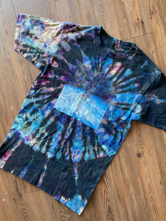 MEDIUM Men’s Astronaut Lost in Space Tie Dye T-Shirt | Galaxy Reverse Tie Dye Short Sleeve