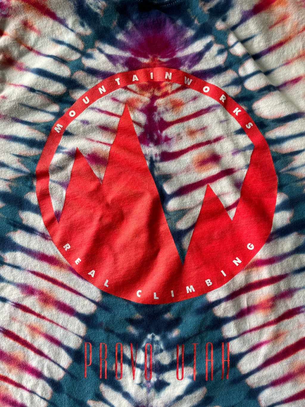 Medium Men’s Mountain Works (Provo, Utah) Handmade Tie Dye T-Shirt | Black, Red, and Orange V-Pleated Tie Dye Short Sleeve