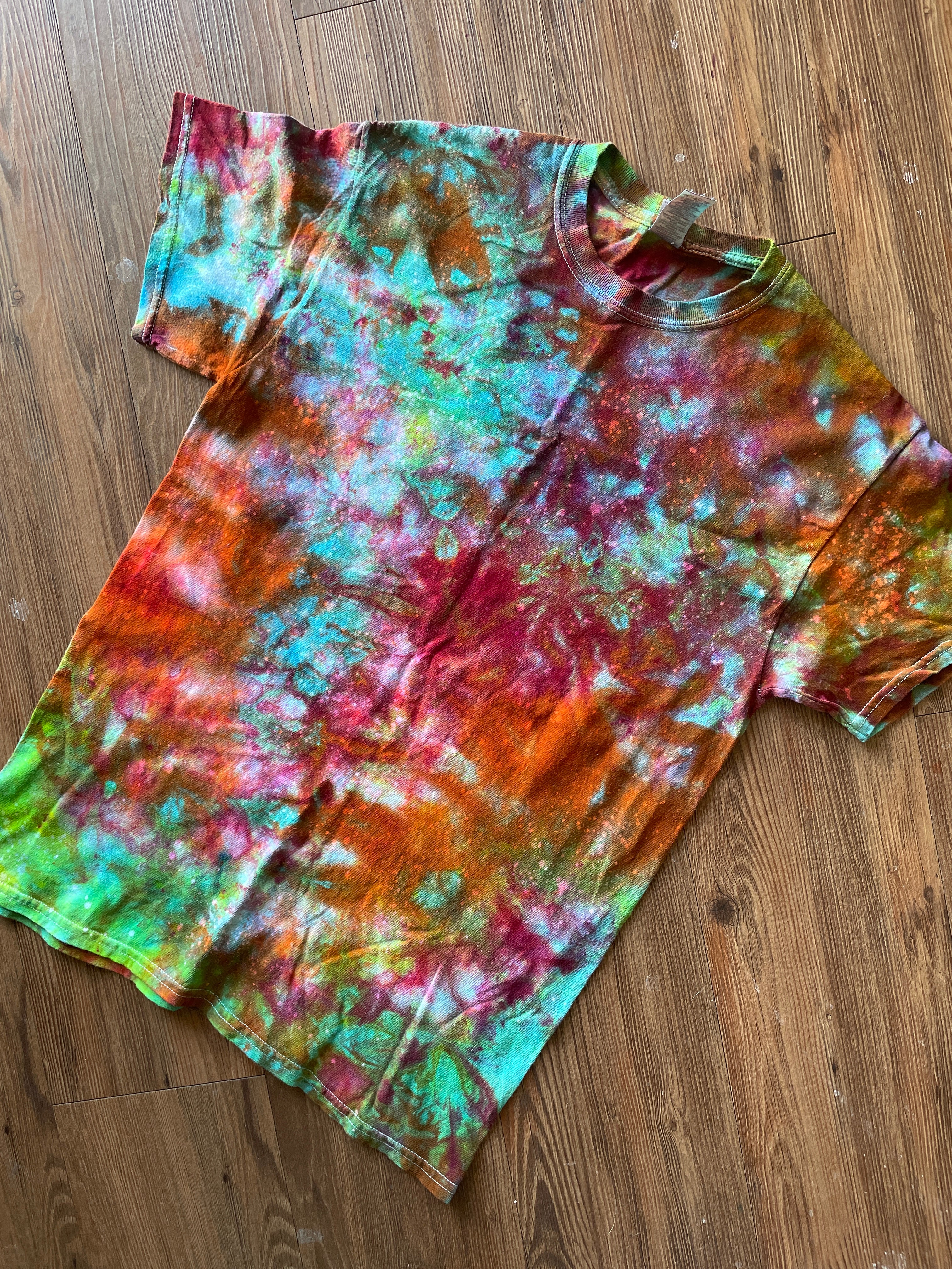 MEDIUM Men’s Rainbow Galaxy Tie Dye T-Shirt | Grunge Galaxy Ice Dye Tie Dye Short Sleeve