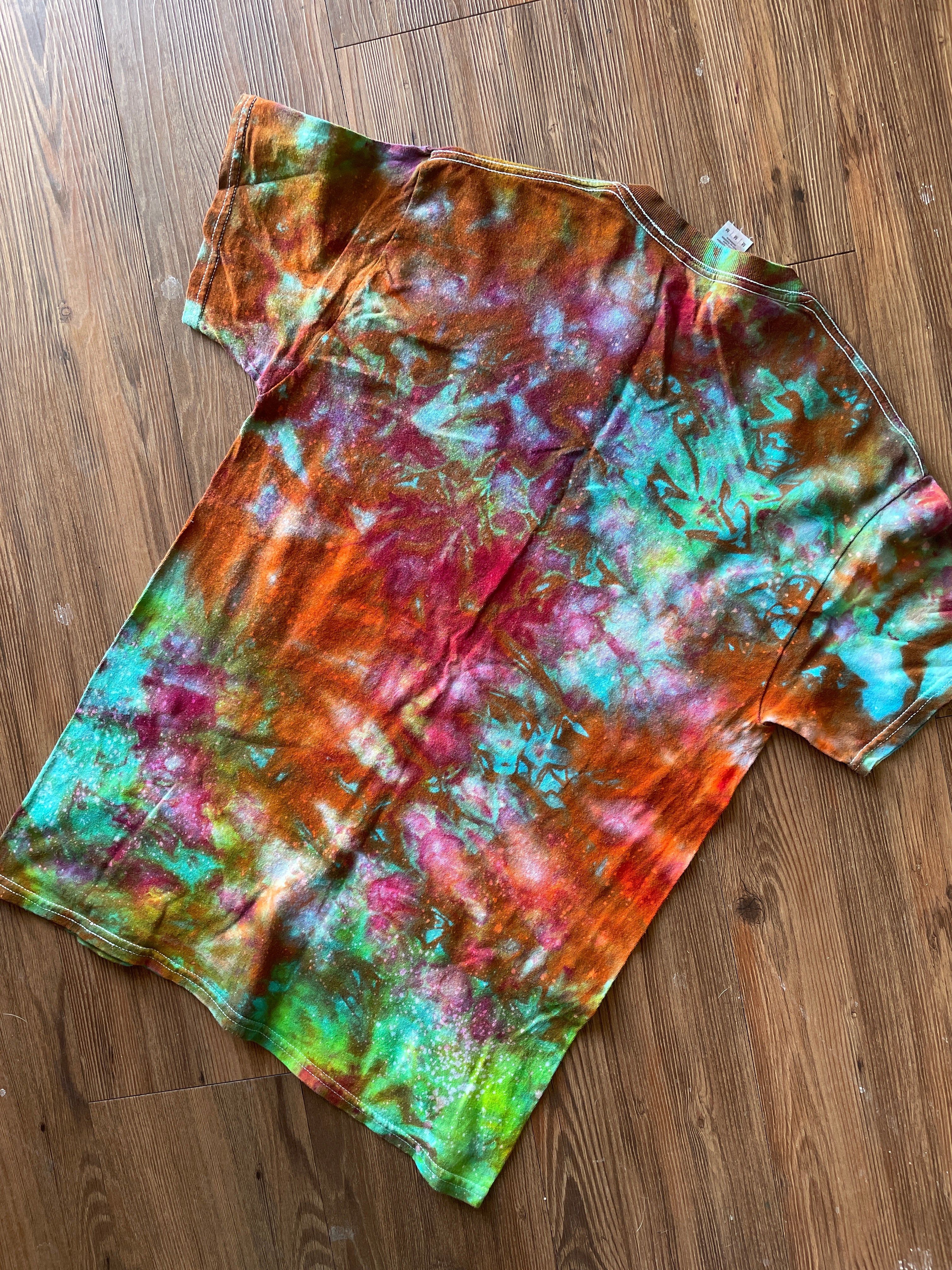MEDIUM Men’s Rainbow Galaxy Tie Dye T-Shirt | Grunge Galaxy Ice Dye Tie Dye Short Sleeve