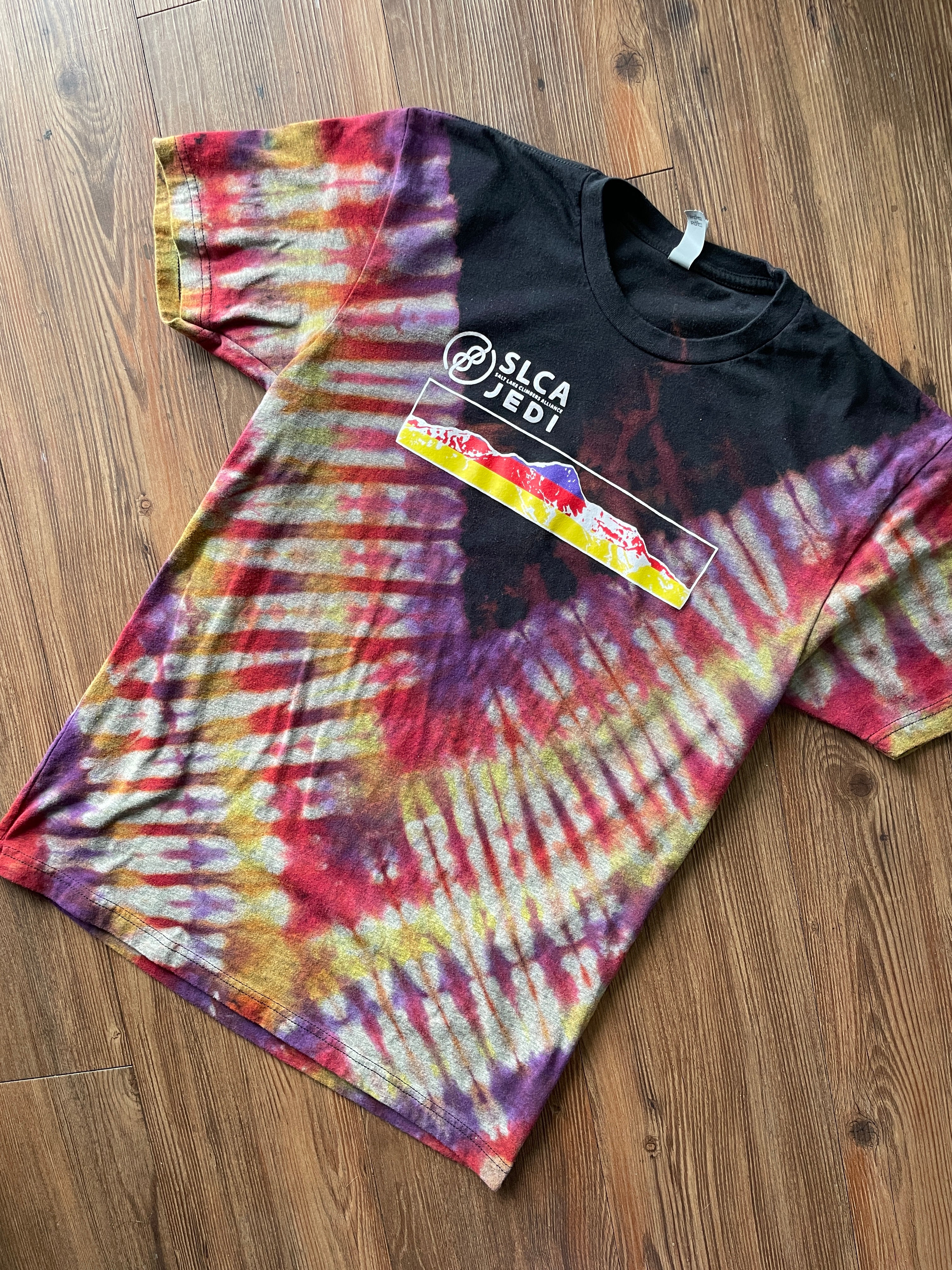 Medium Men’s SLCA Climbing Jedi Handmade Tie Dye T-Shirt | Black, Red, and Purple V-Pleated Tie Dye Short Sleeve