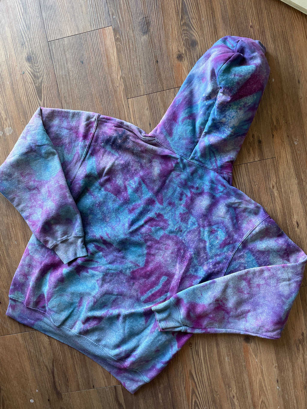 MEDIUM Men’s Happy Camper Galaxy Tie Dye Sweatshirt | Pastel Purple Ice Dye Hoodie