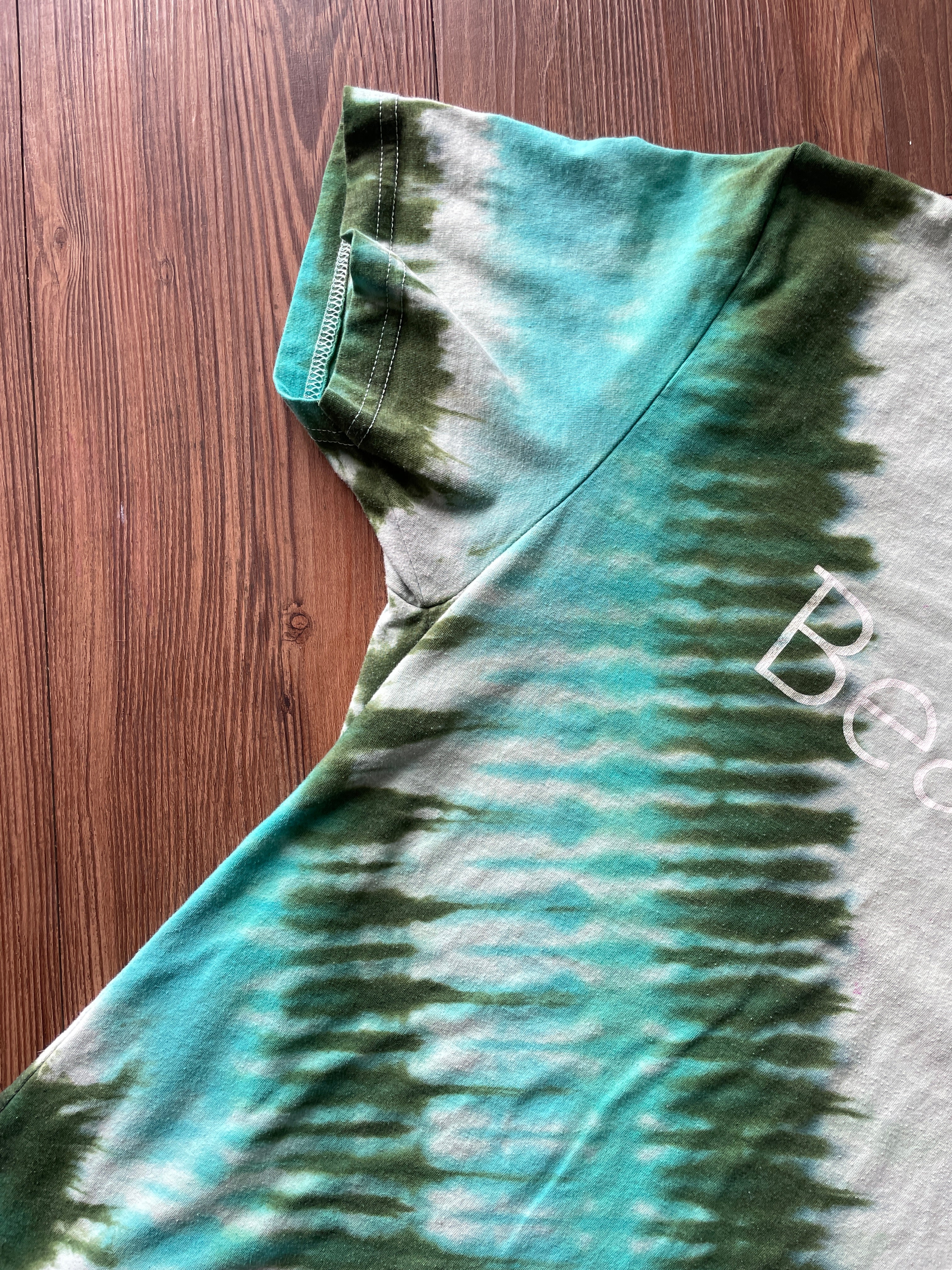 Small Men’s Be-Utah-Ful Handmade Tie Dye T-Shirt | Shades of Aqua Green Pleated Tie Dye Short Sleeve