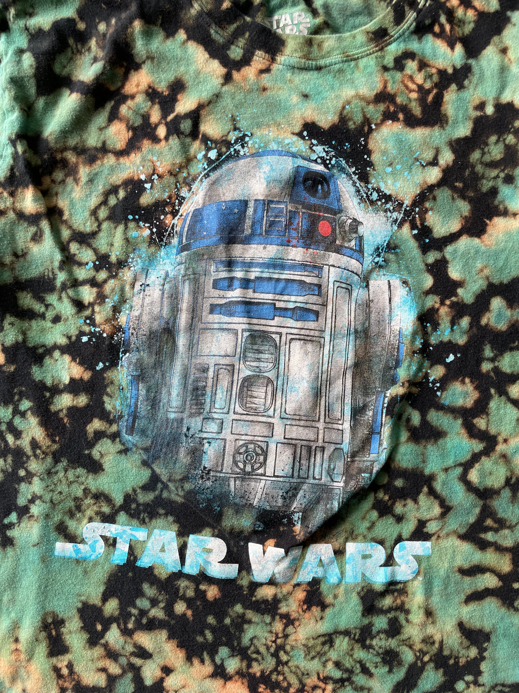 Large Women’s Star Wars R2-D2 Handmade Reverse Tie Dye T-Shirt | Black and Blue Crumpled Tie Dye Short Sleeve