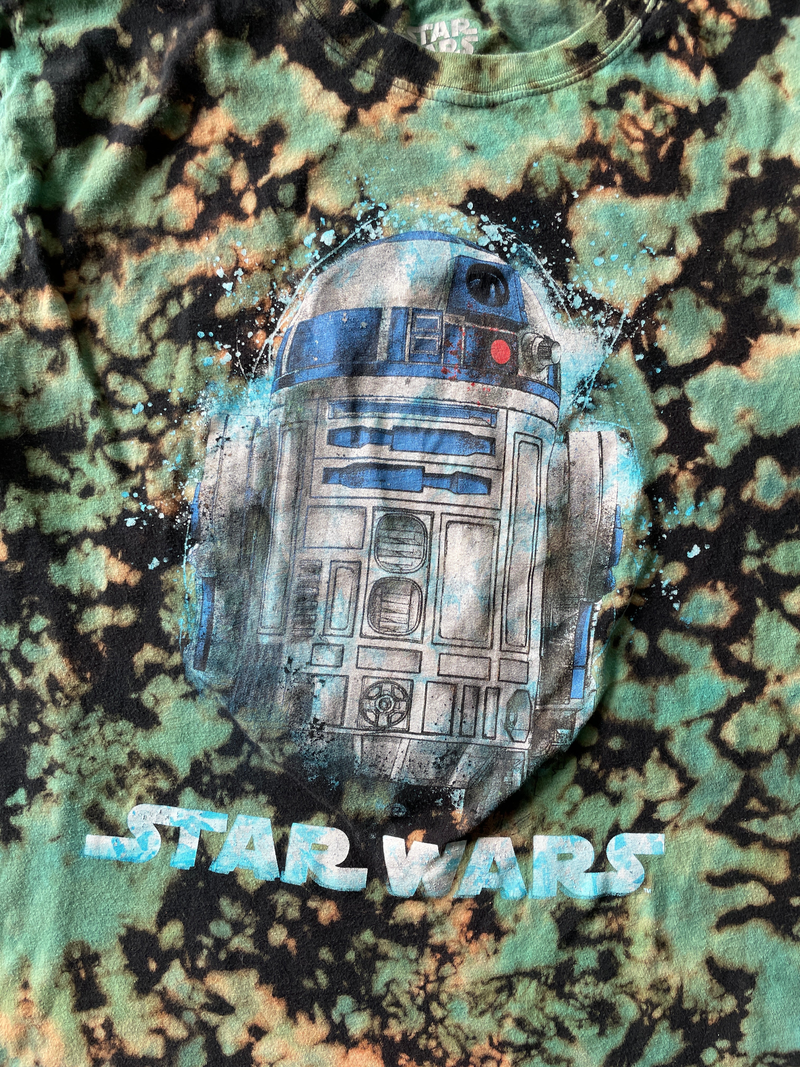 Large Women’s Star Wars R2-D2 Handmade Reverse Tie Dye T-Shirt | Black and Blue Crumpled Tie Dye Short Sleeve
