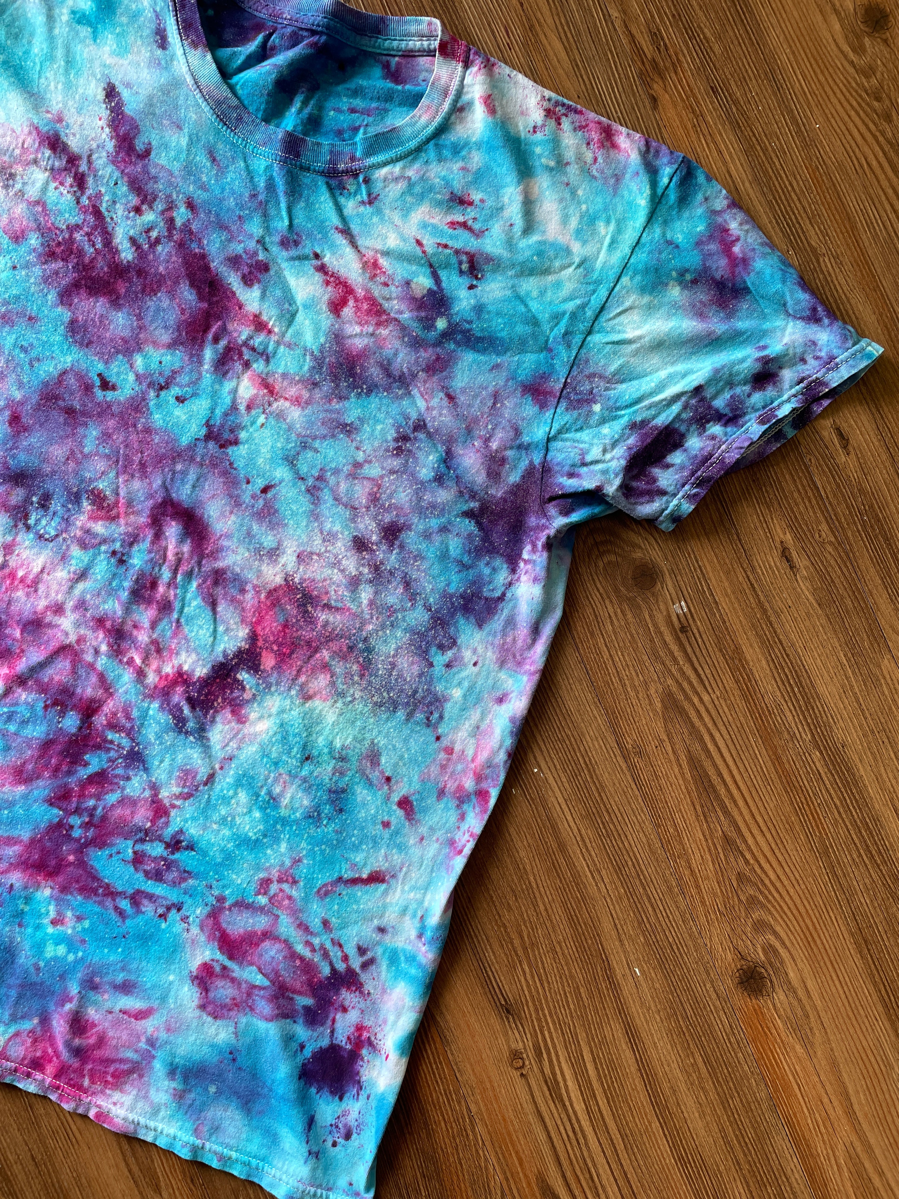 Large Men’s Galaxy Dye Tie Dye T-Shirt | Blue and Purple Space Ice Dye Tie Dye Short Sleeve