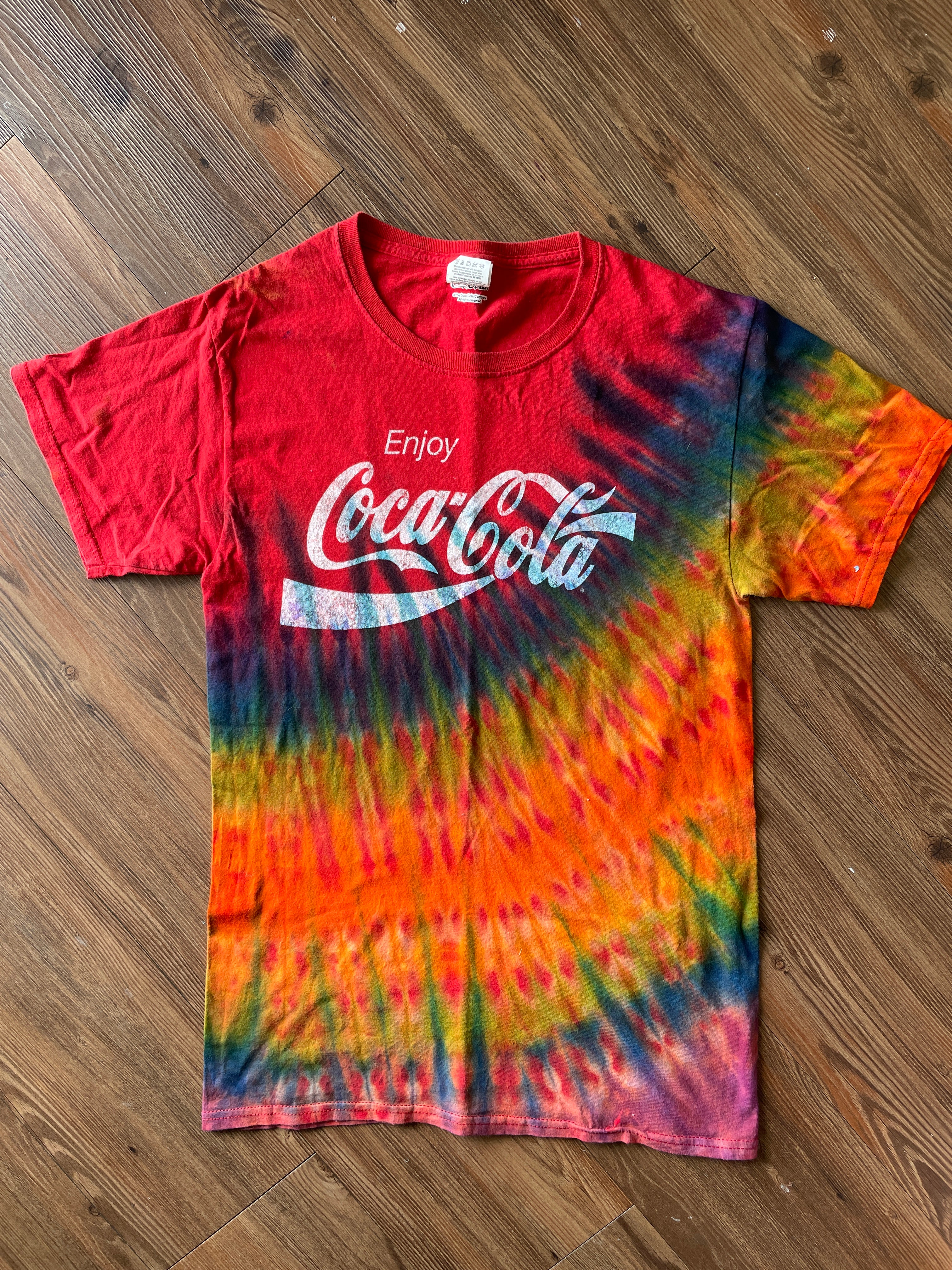 SMALL Men’s Coca-Cola Rainbow Tie Dye T-Shirt | Red and Rainbow Reverse Tie Dye Short Sleeve