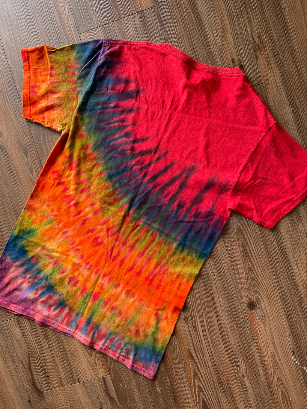 SMALL Men’s Coca-Cola Rainbow Tie Dye T-Shirt | Red and Rainbow Reverse Tie Dye Short Sleeve