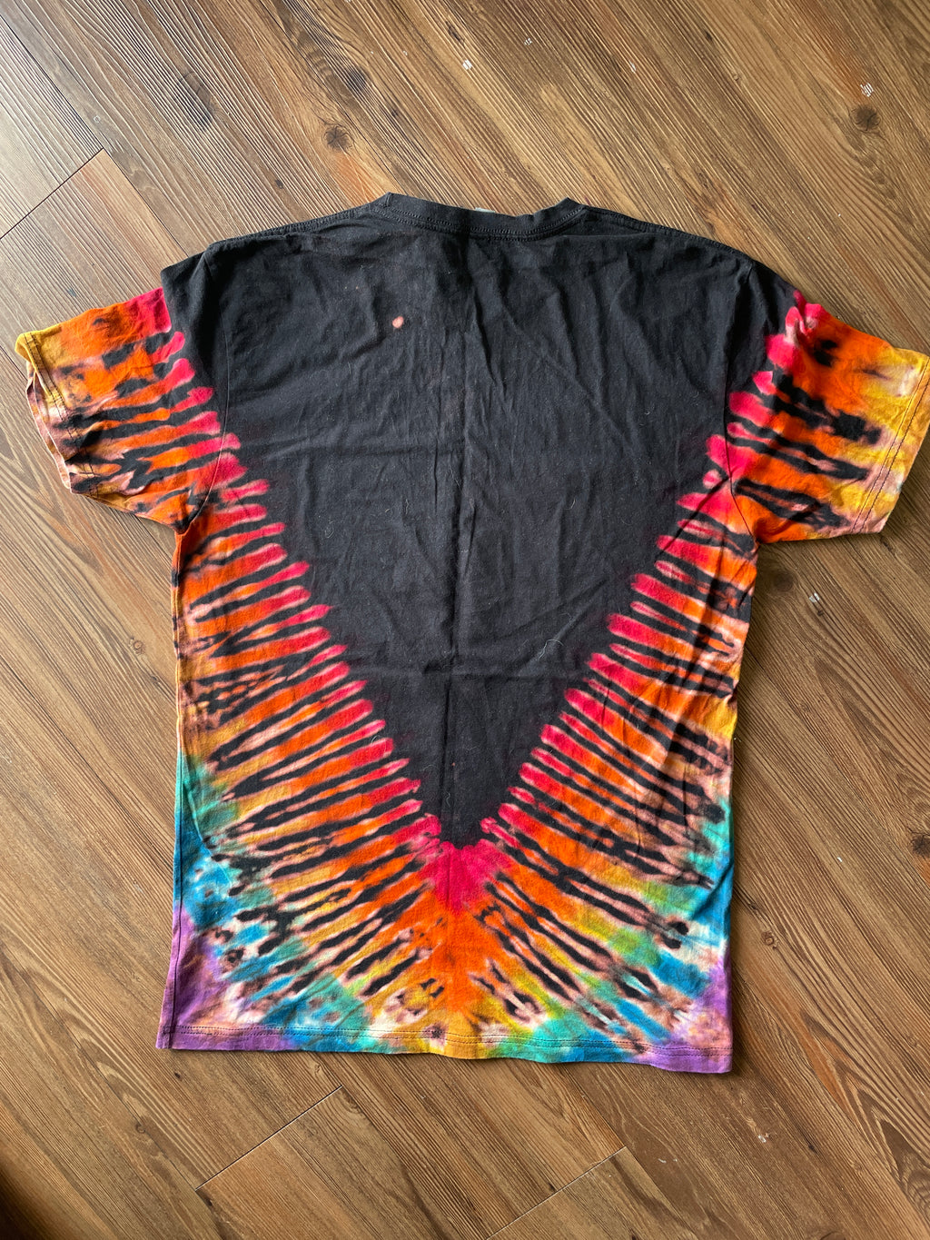 LARGE Men’s Marion Street Tattoo Tie Dye T-Shirt | Pharoah’s Horses Black Rainbow Reverse Tie Dye Short Sleeve