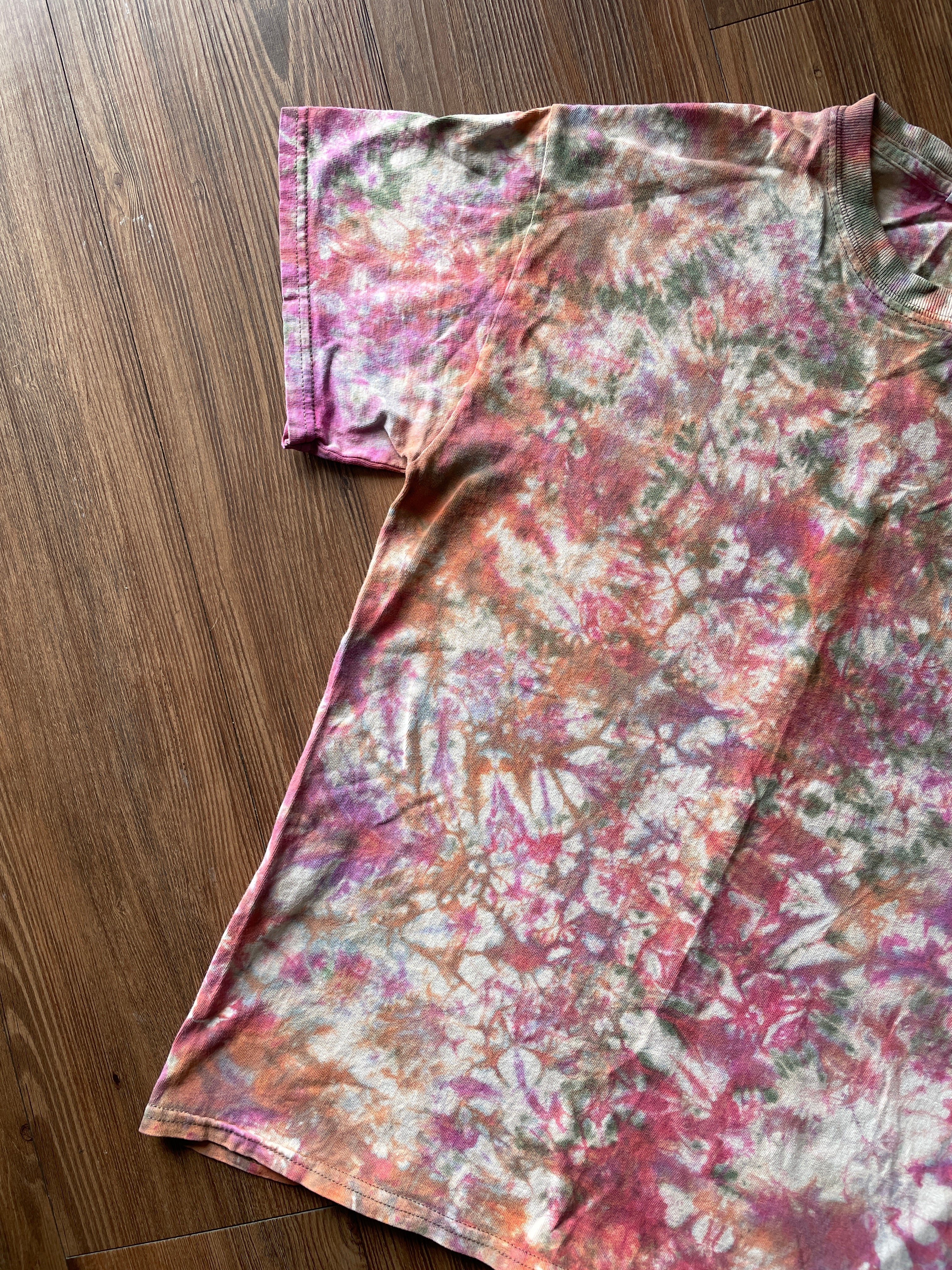 MEDIUM Men’s Black Rain Ordinance Tie Dye T-Shirt | Orange and Pink Reverse Tie Dye Short Sleeve