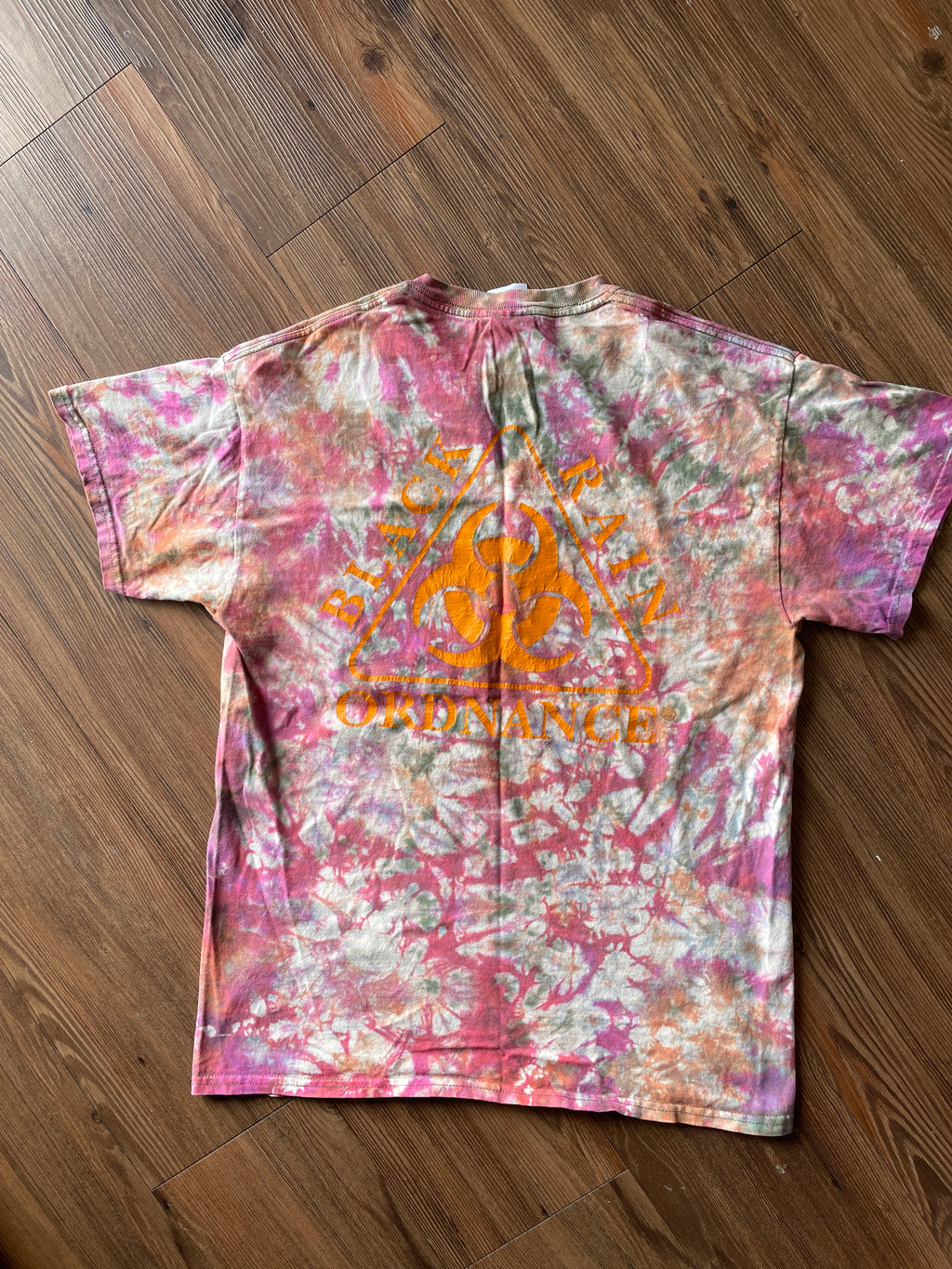 MEDIUM Men’s Black Rain Ordinance Tie Dye T-Shirt | Orange and Pink Reverse Tie Dye Short Sleeve