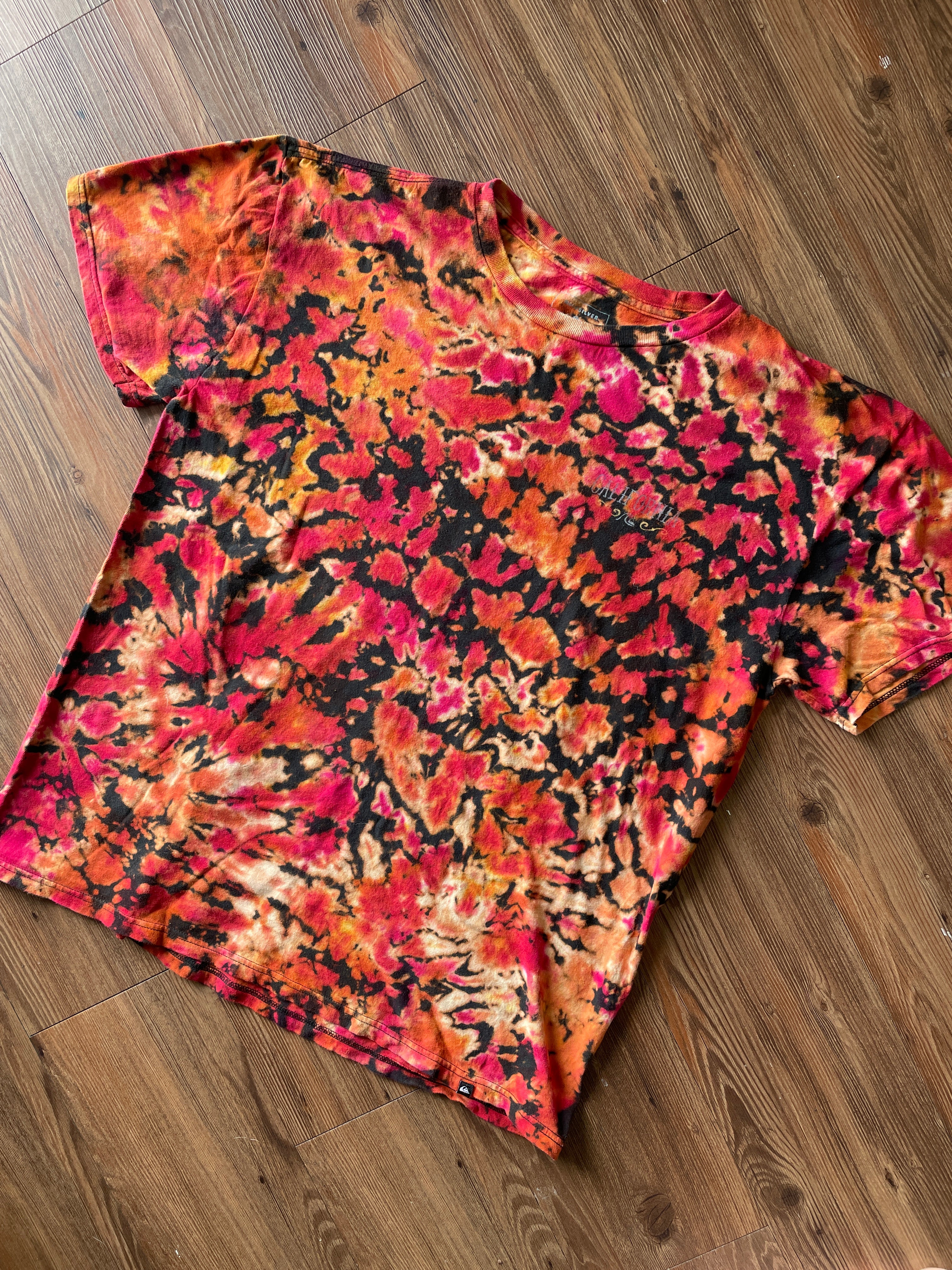 XL Men’s Quiksilver California Tie Dye T-Shirt | Bleach Tie Dye Short Sleeve