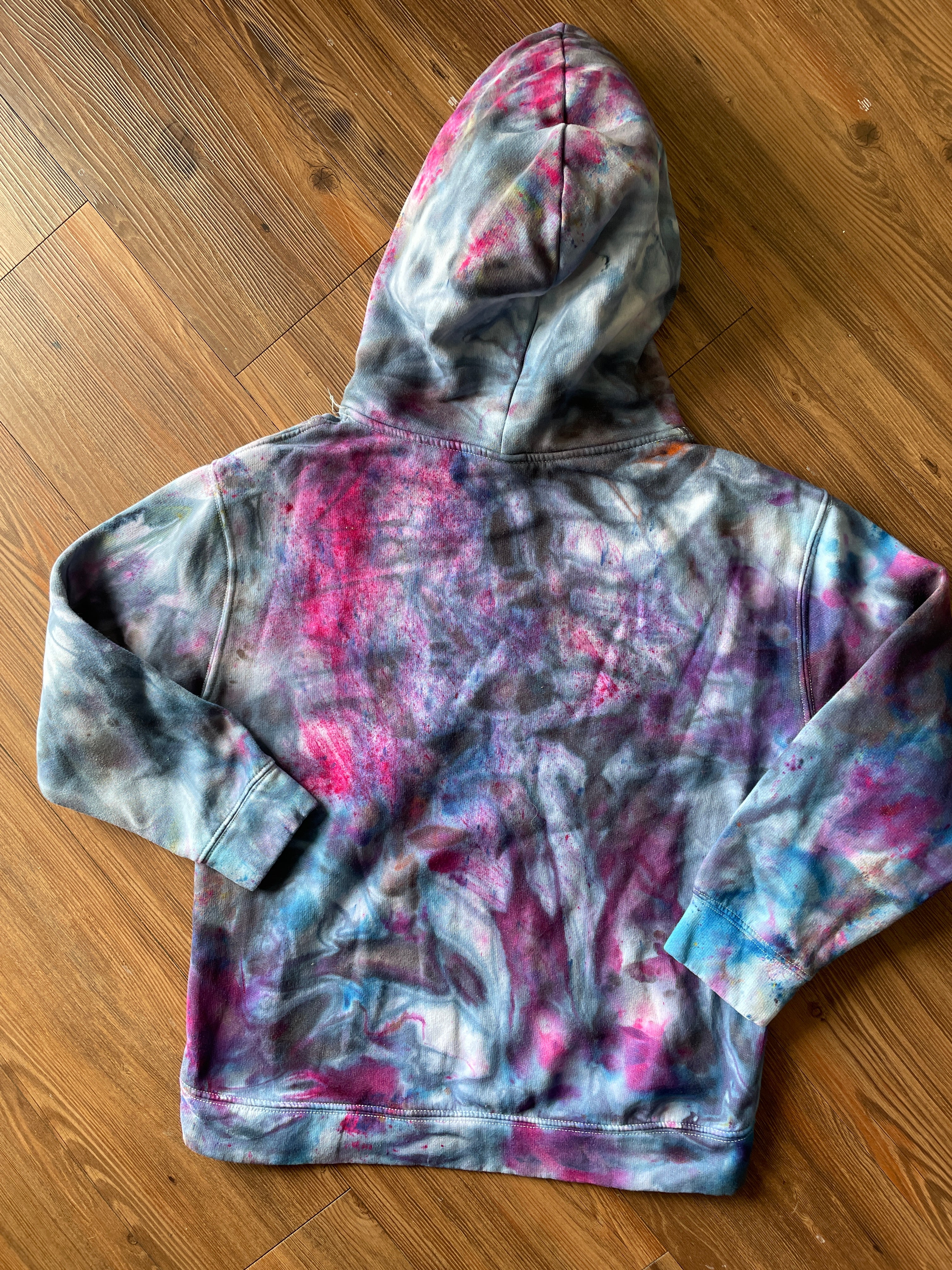 MEDIUM Women’s ZARA Galaxy Dye Tie Dye Sweatshirt | Blue and Purple Space Ice Dye Tie Dye Hoodie